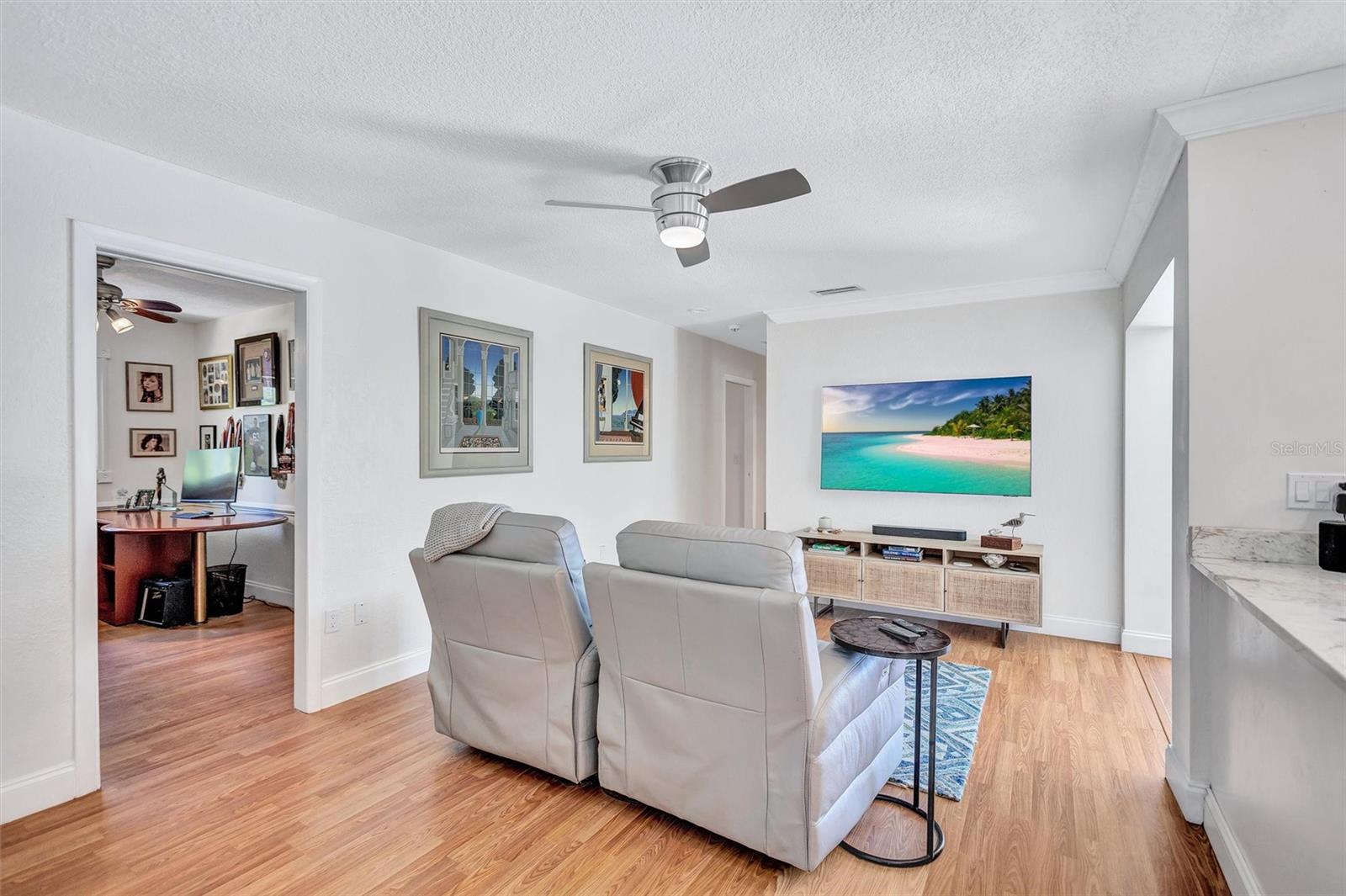 Image 49 of 96 For 6962 Belgrave Drive