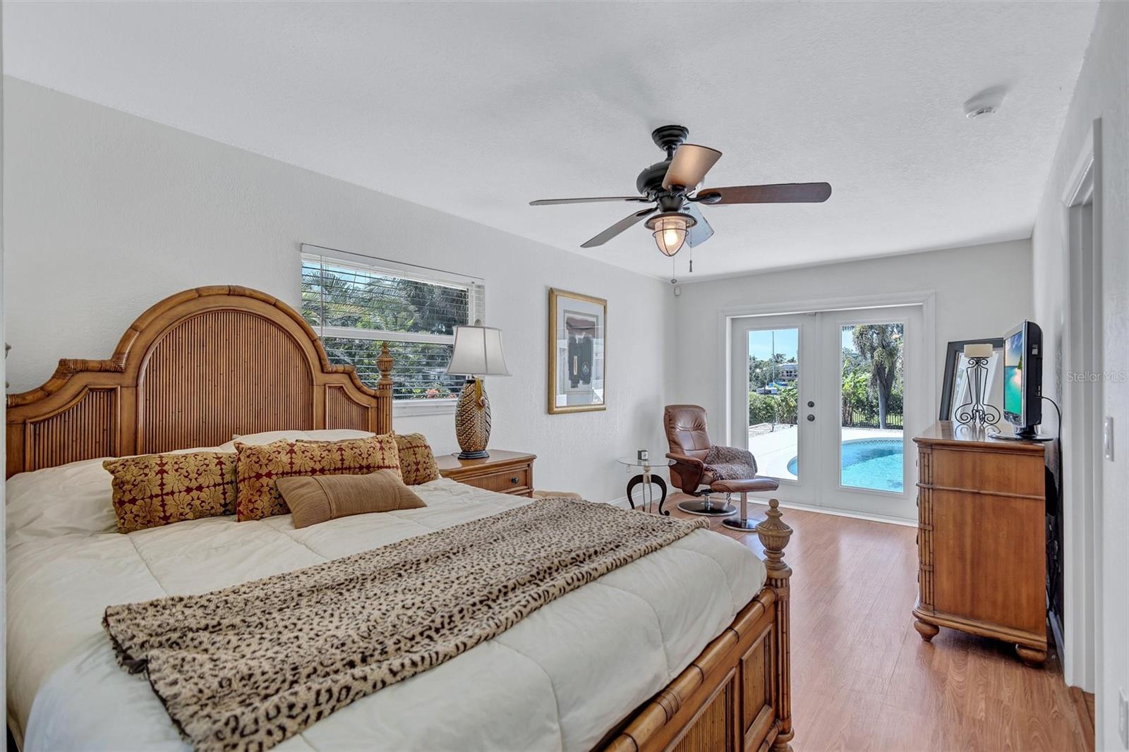 Image 62 of 96 For 6962 Belgrave Drive