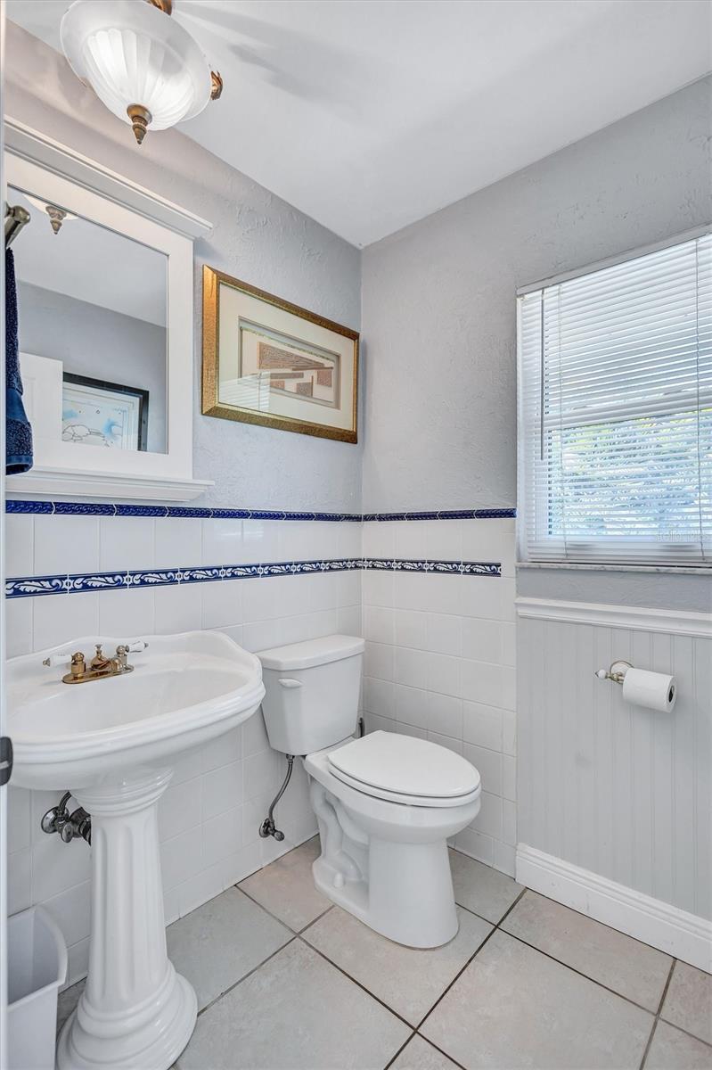 Image 63 of 96 For 6962 Belgrave Drive