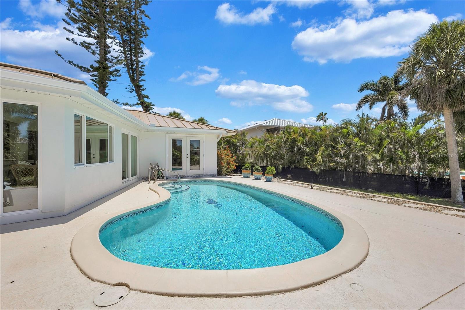 Image 68 of 96 For 6962 Belgrave Drive