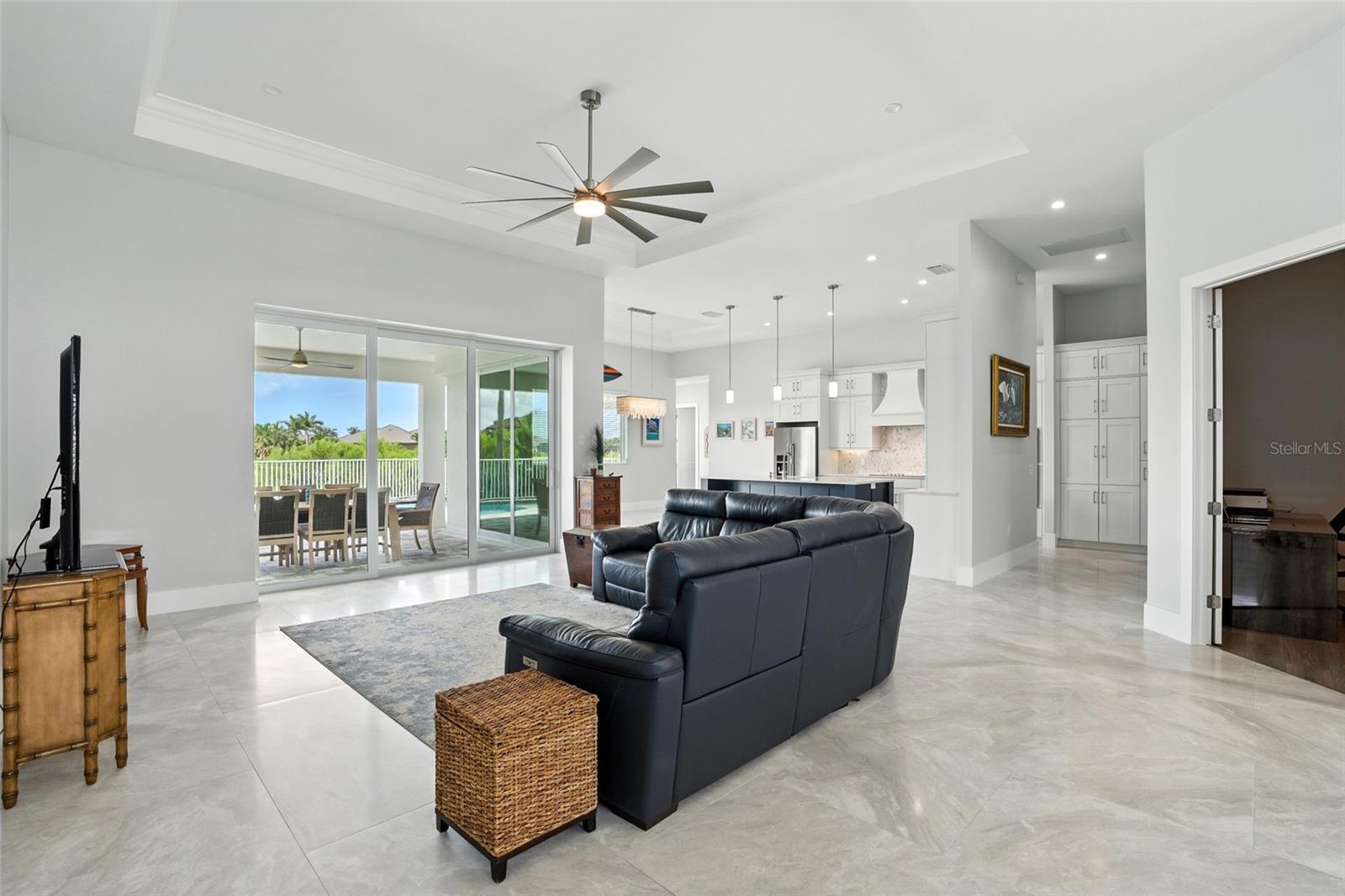 Image 18 of 43 For 16803 Prince Phillip Court