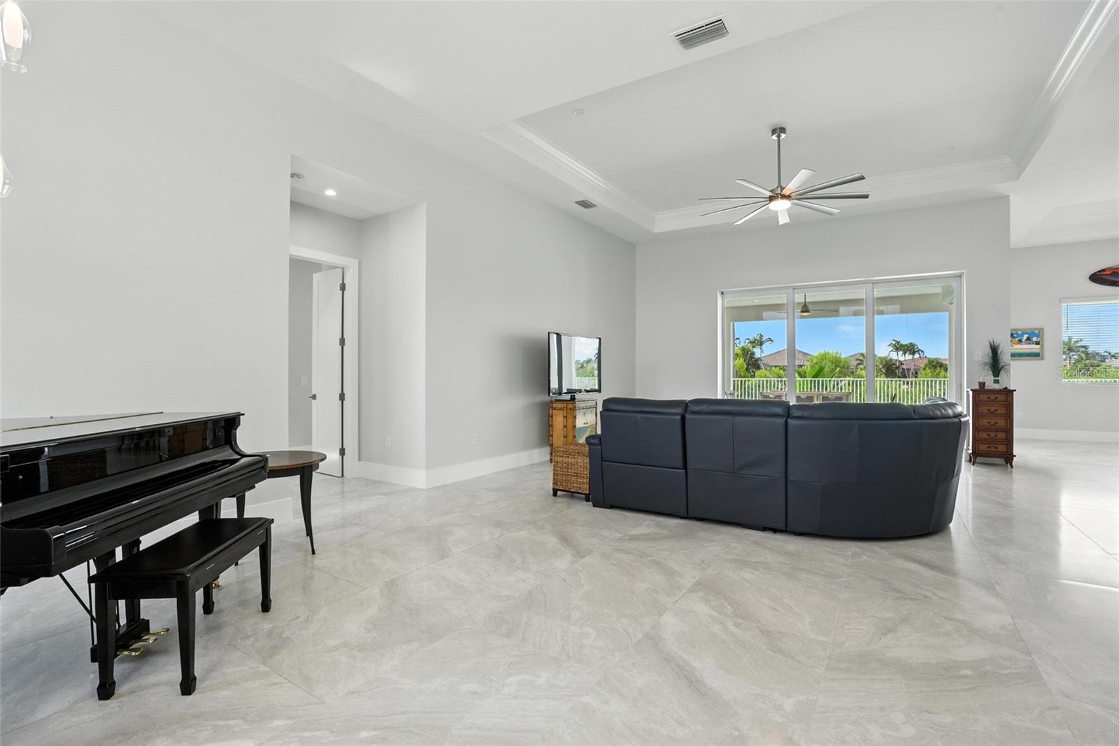 Image 7 of 43 For 16803 Prince Phillip Court