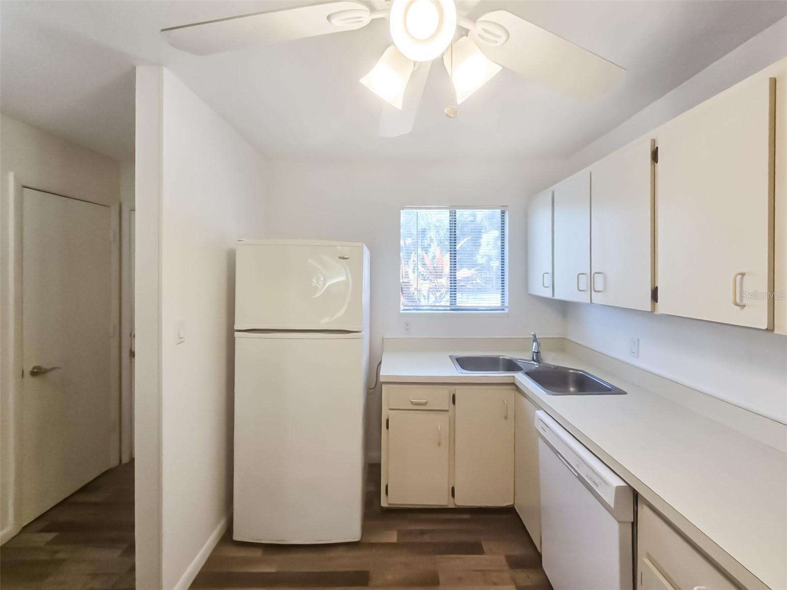 Image 4 of 16 For 6033 34th Street W 11