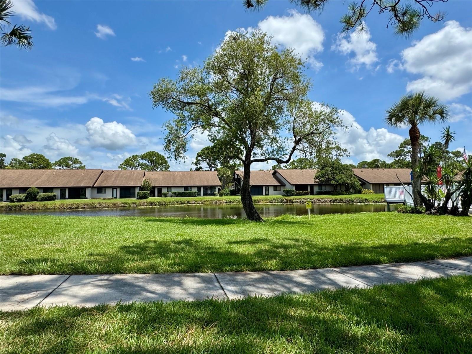 Image 29 of 31 For 5216 Lake Village Drive 71