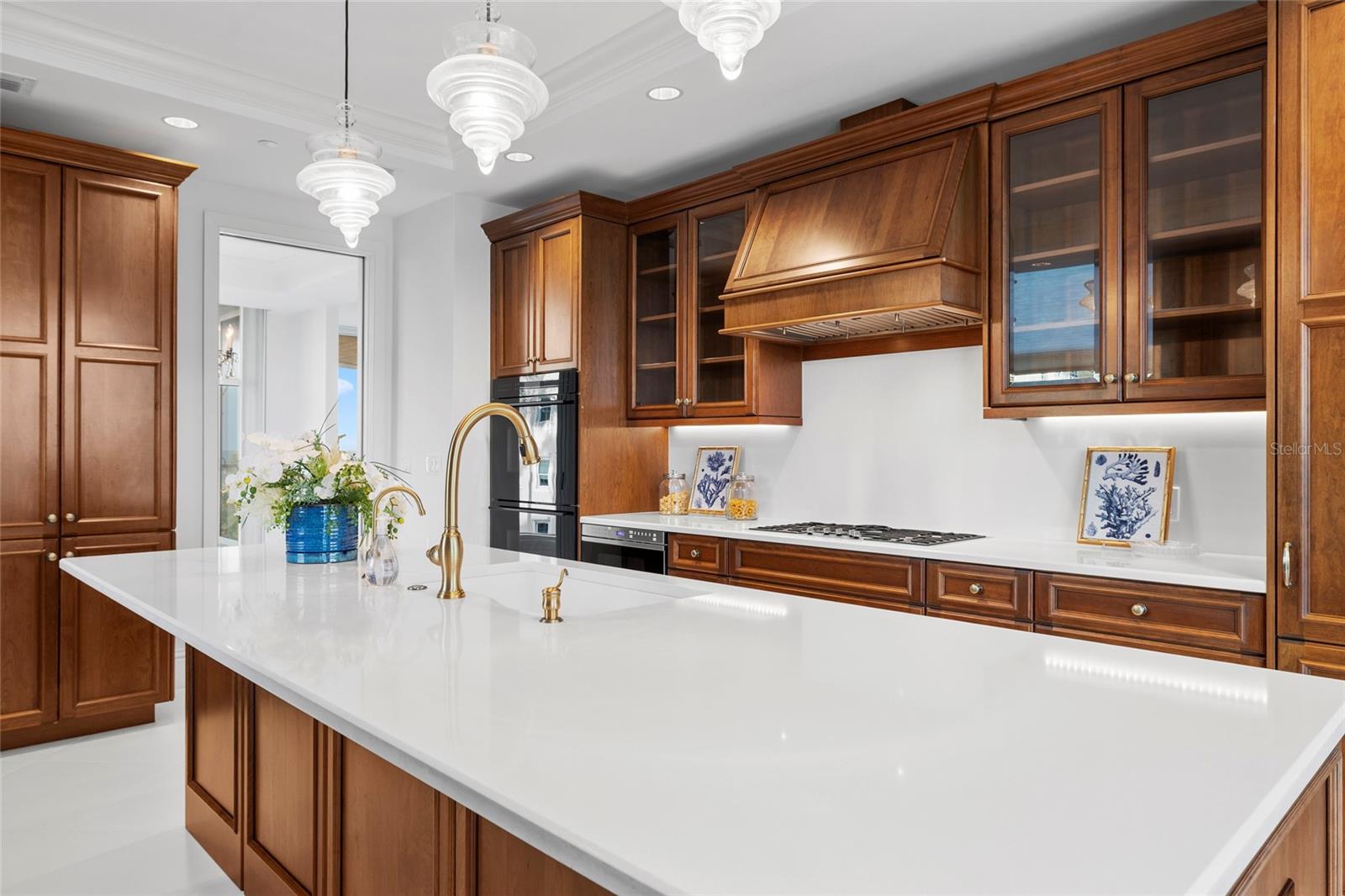 Image 13 of 98 For 2251 Gulf Of Mexico Drive 301