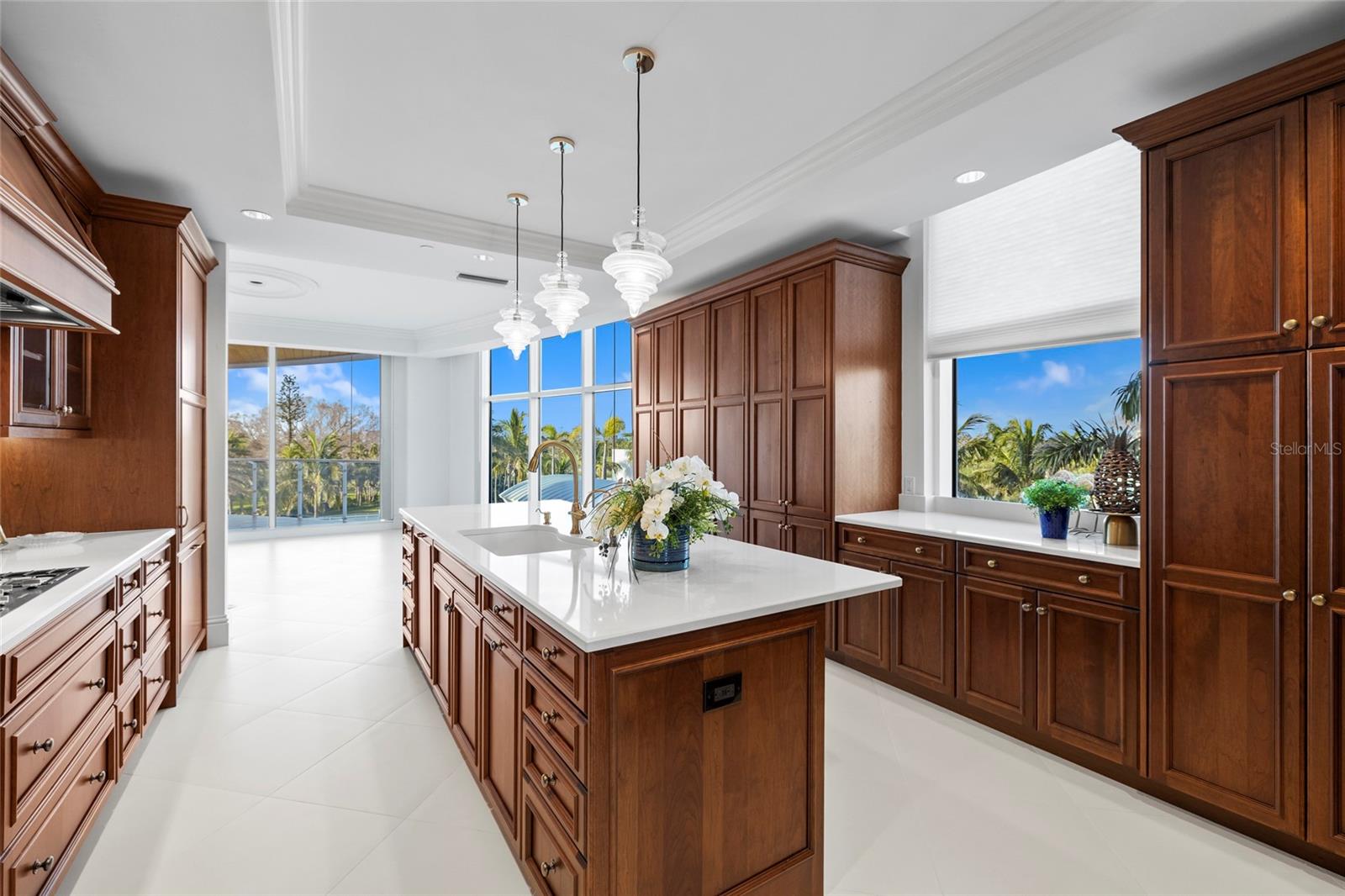 Image 17 of 98 For 2251 Gulf Of Mexico Drive 301