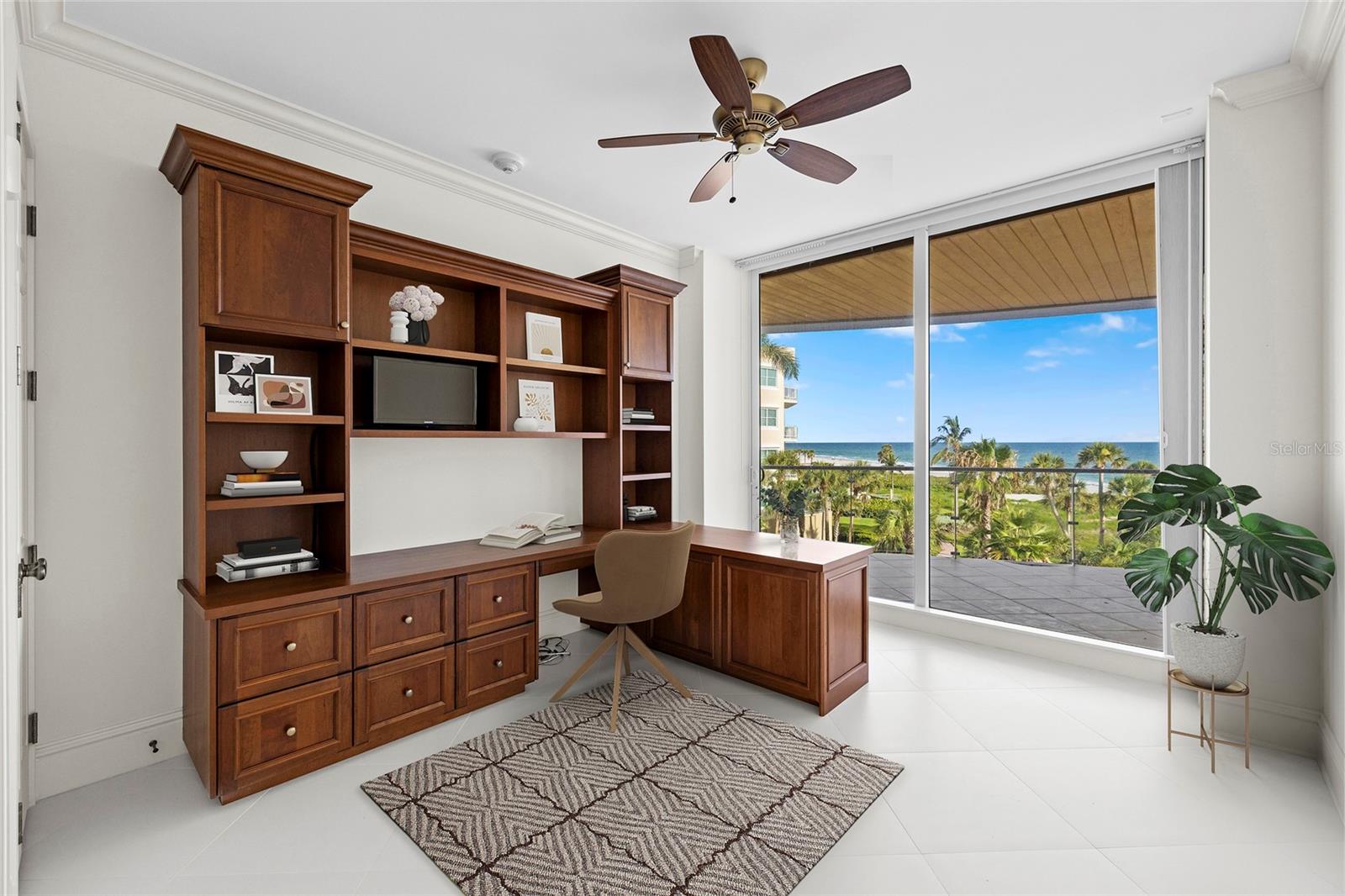 Image 34 of 98 For 2251 Gulf Of Mexico Drive 301