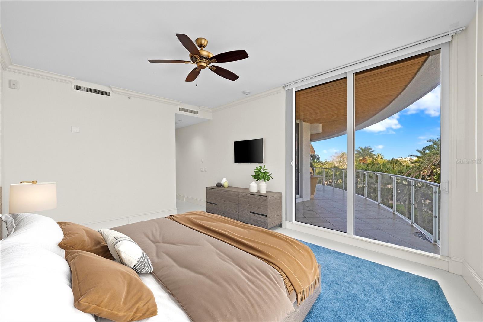 Image 42 of 98 For 2251 Gulf Of Mexico Drive 301
