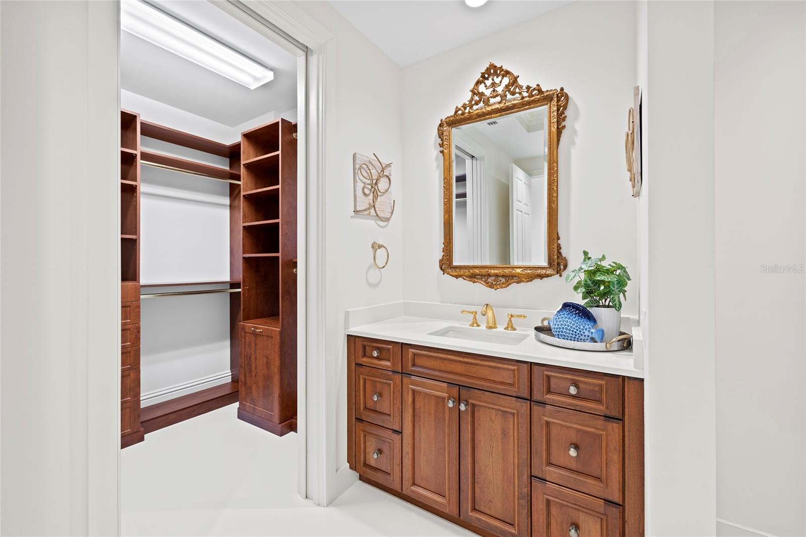 Image 48 of 98 For 2251 Gulf Of Mexico Drive 301