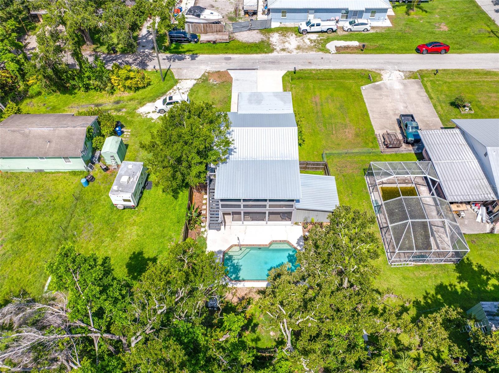 Image 13 of 67 For 820 Manatee Avenue