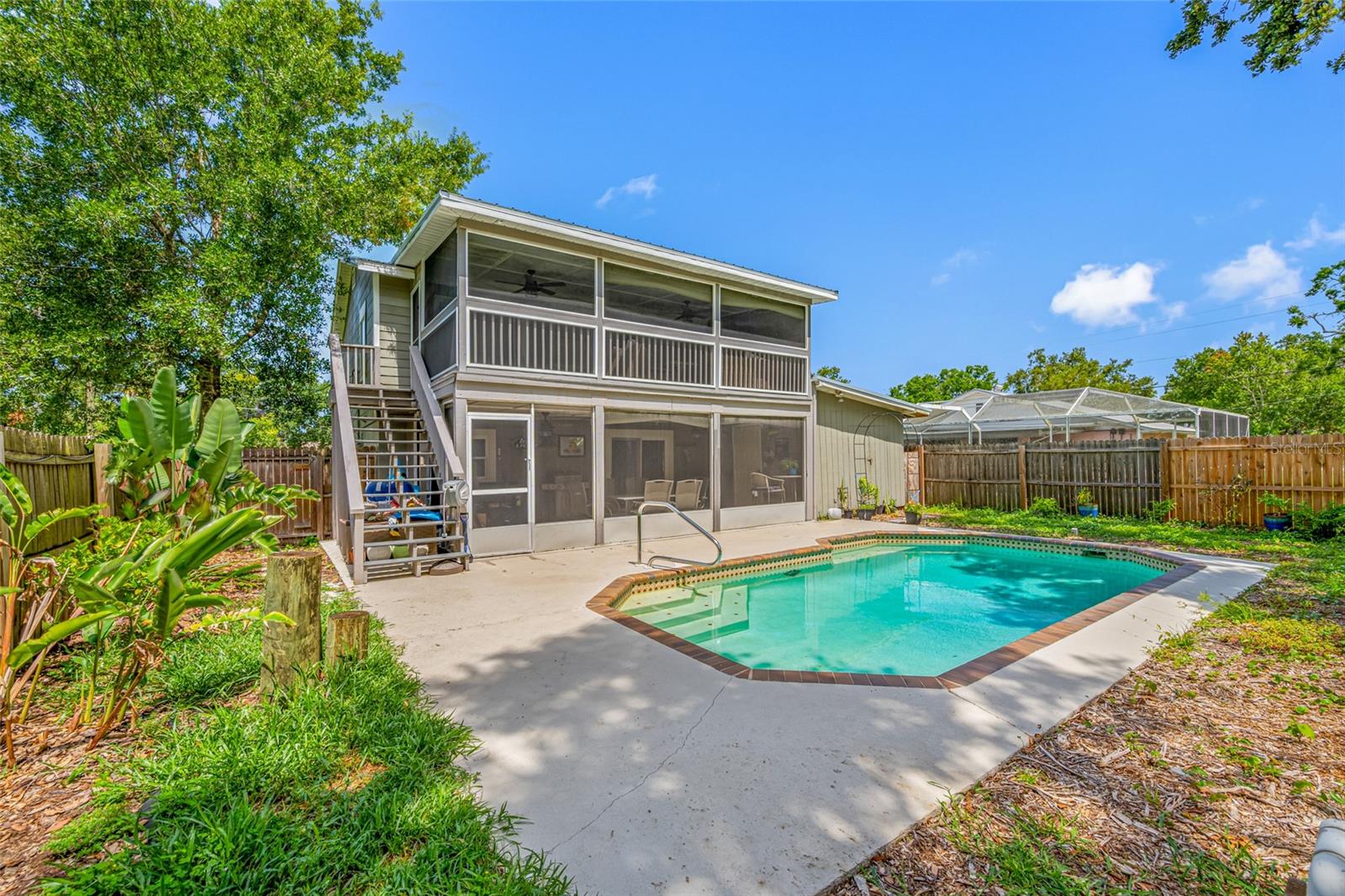 Image 20 of 67 For 820 Manatee Avenue