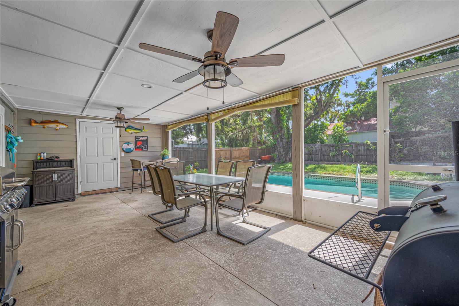 Image 27 of 67 For 820 Manatee Avenue