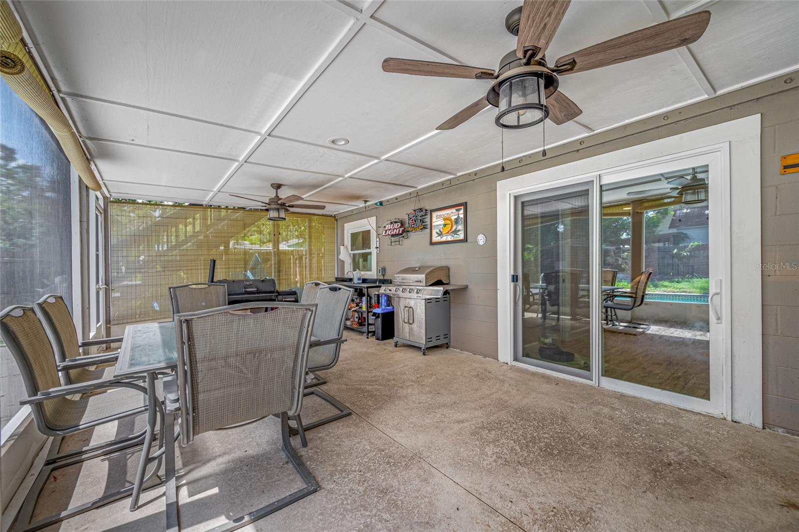 Image 29 of 67 For 820 Manatee Avenue