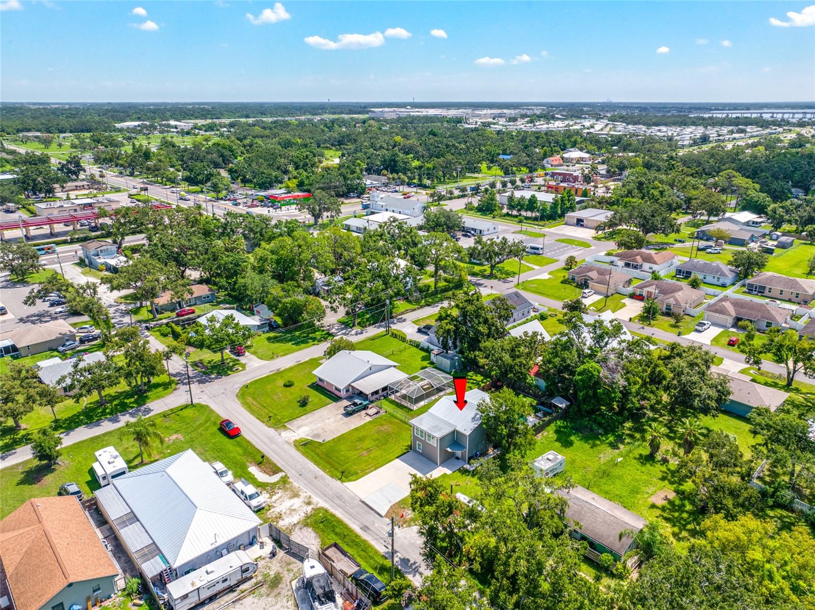 Image 3 of 67 For 820 Manatee Avenue