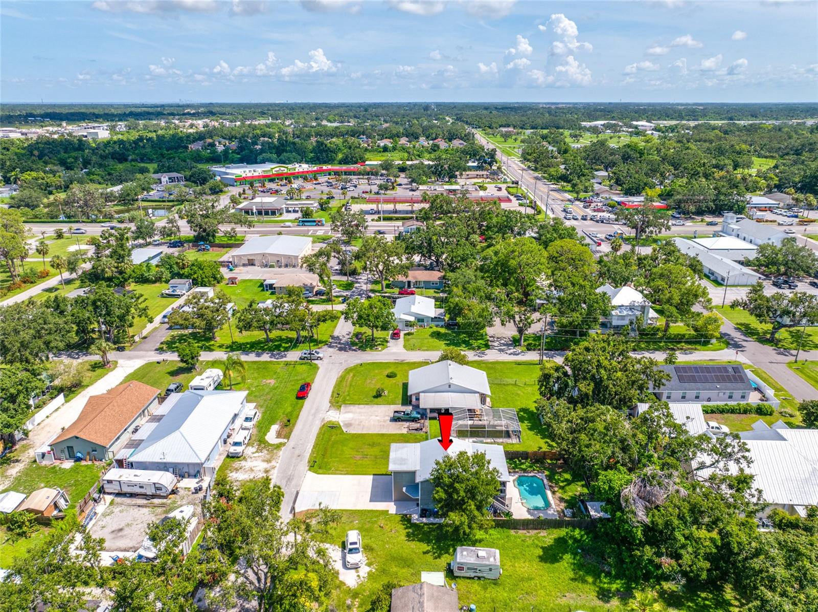 Image 4 of 67 For 820 Manatee Avenue