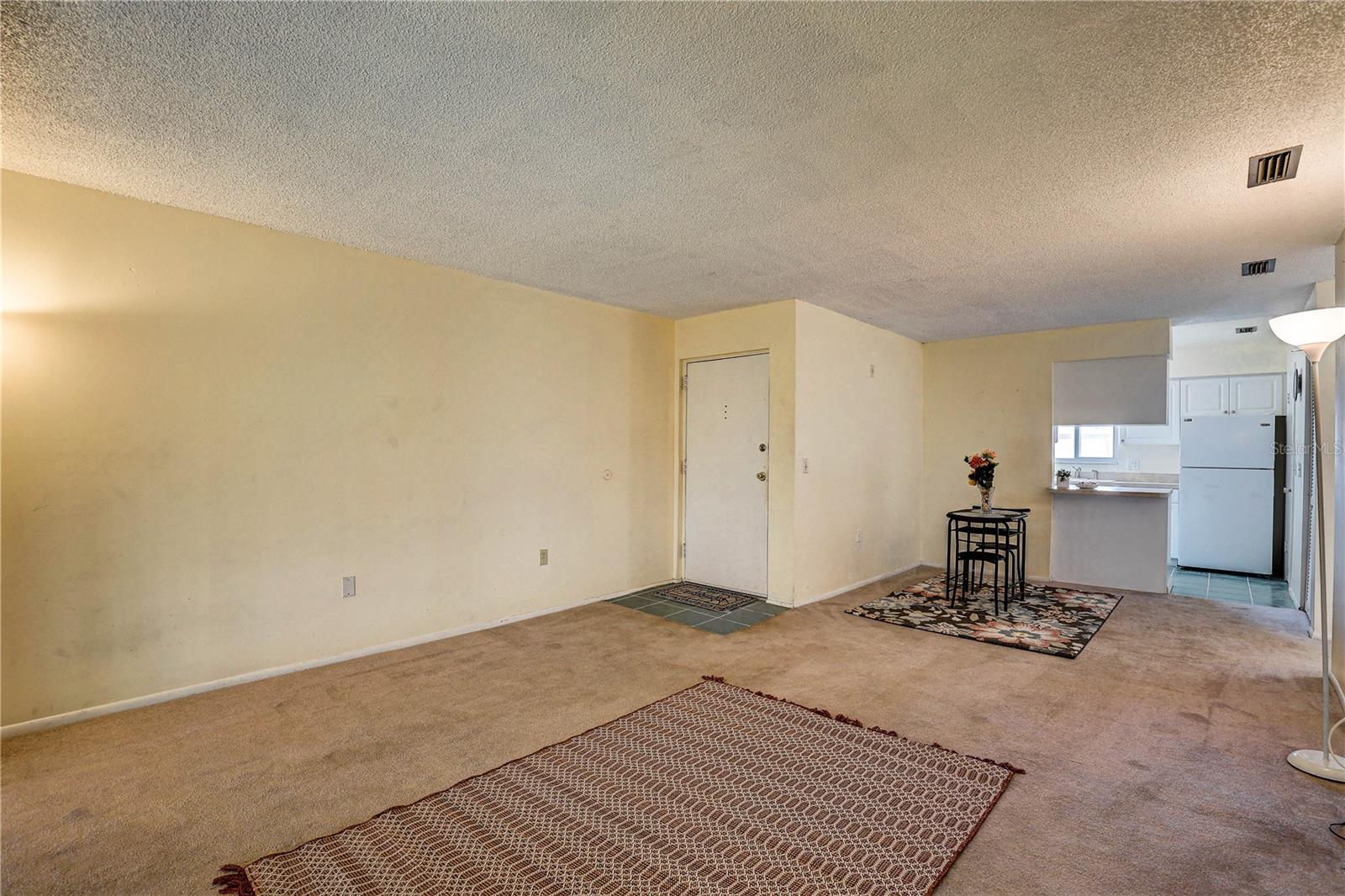 Image 11 of 40 For 2716 Hidden Lake Boulevard C