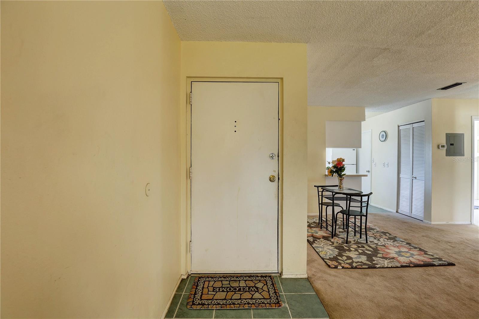 Image 17 of 40 For 2716 Hidden Lake Boulevard C