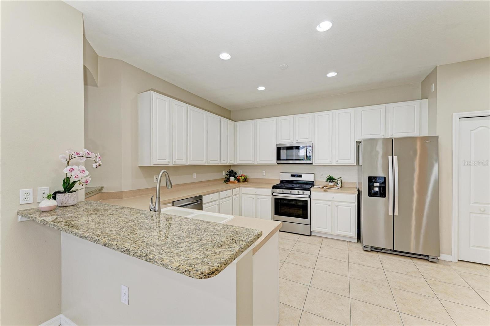 Image 13 of 97 For 7039 Woodmore Terrace