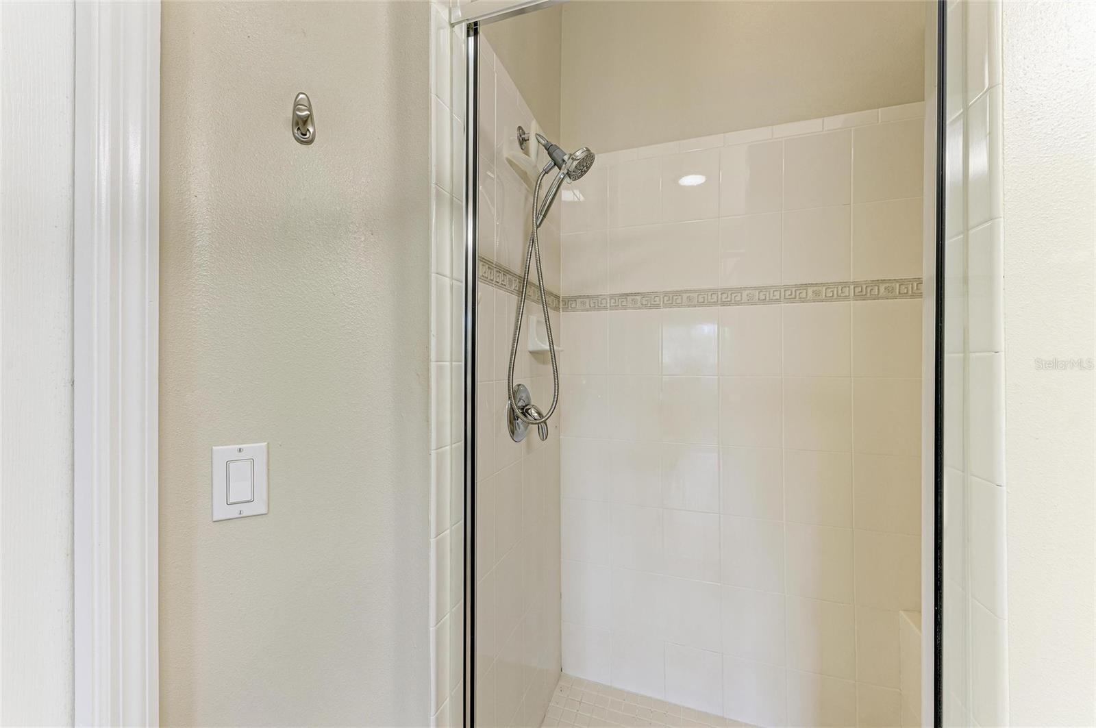Image 26 of 97 For 7039 Woodmore Terrace