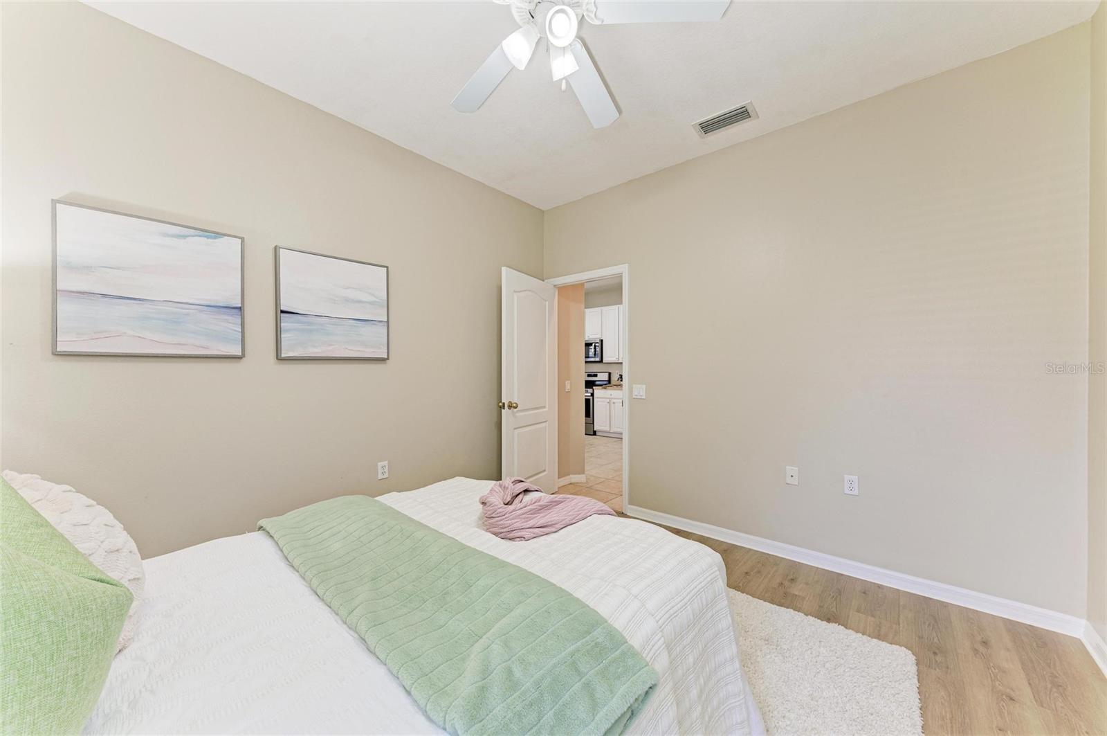 Image 32 of 97 For 7039 Woodmore Terrace