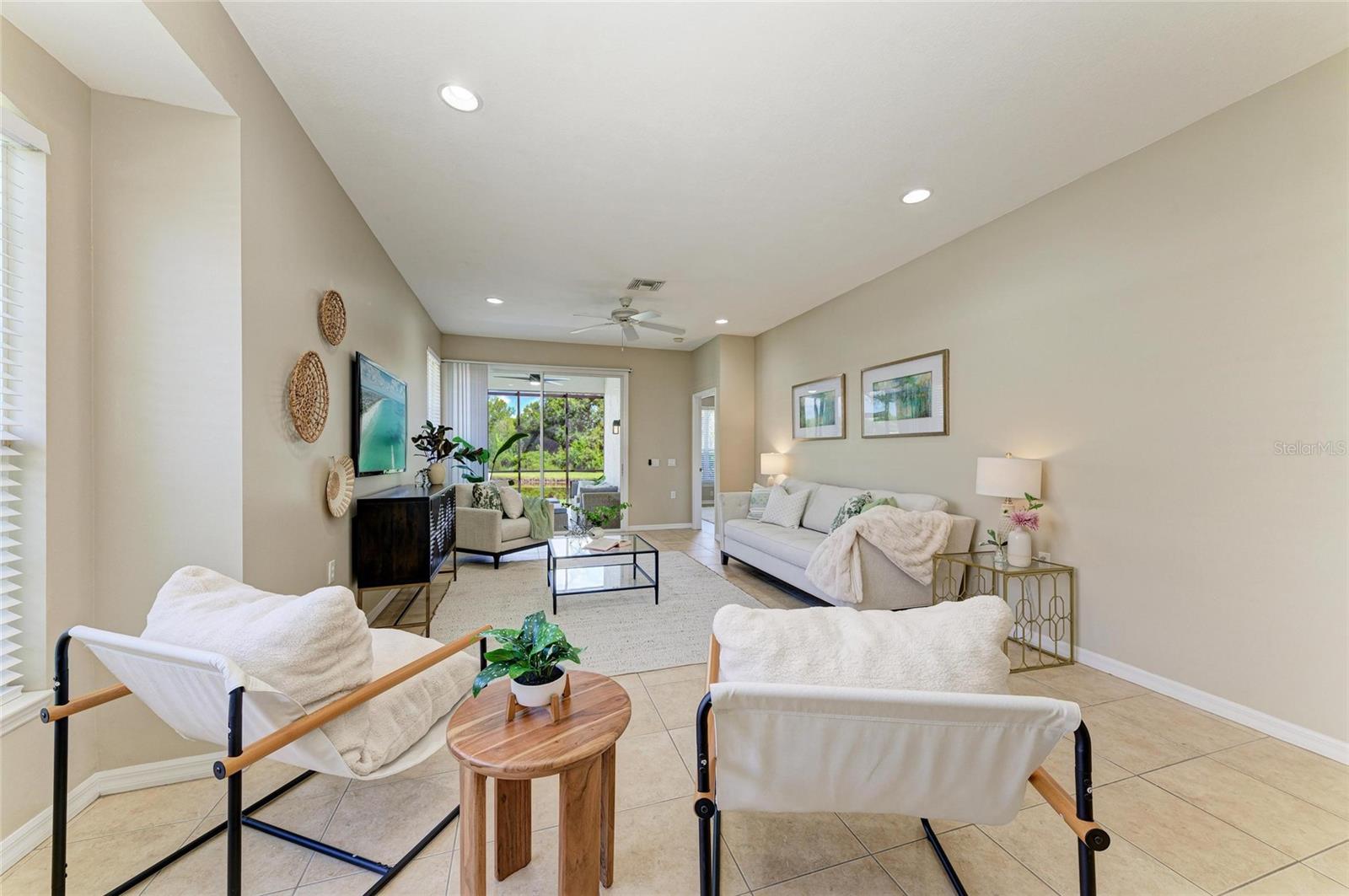 Image 7 of 97 For 7039 Woodmore Terrace