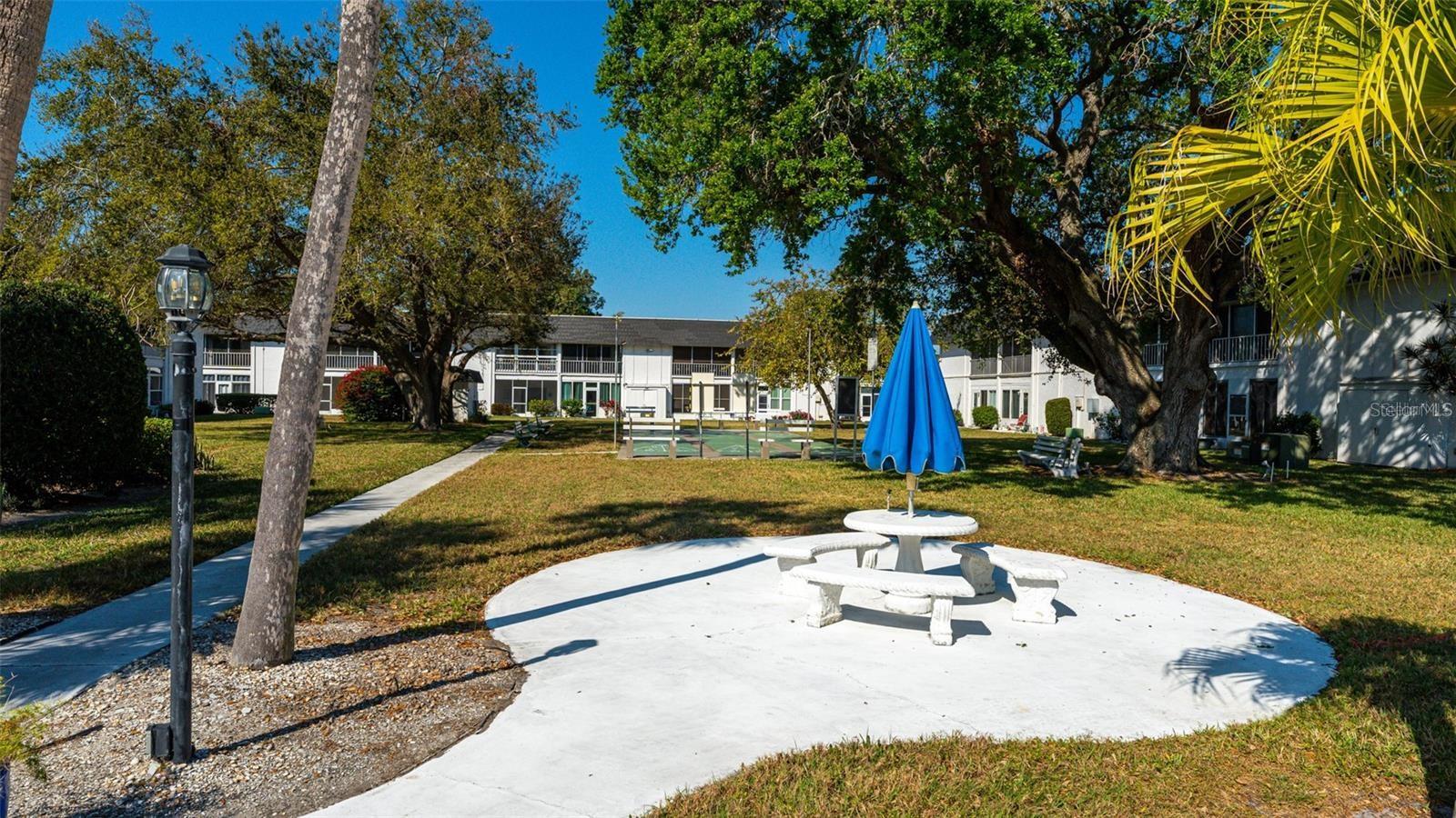 Image 11 of 11 For 202 47th Avenue Drive W 333