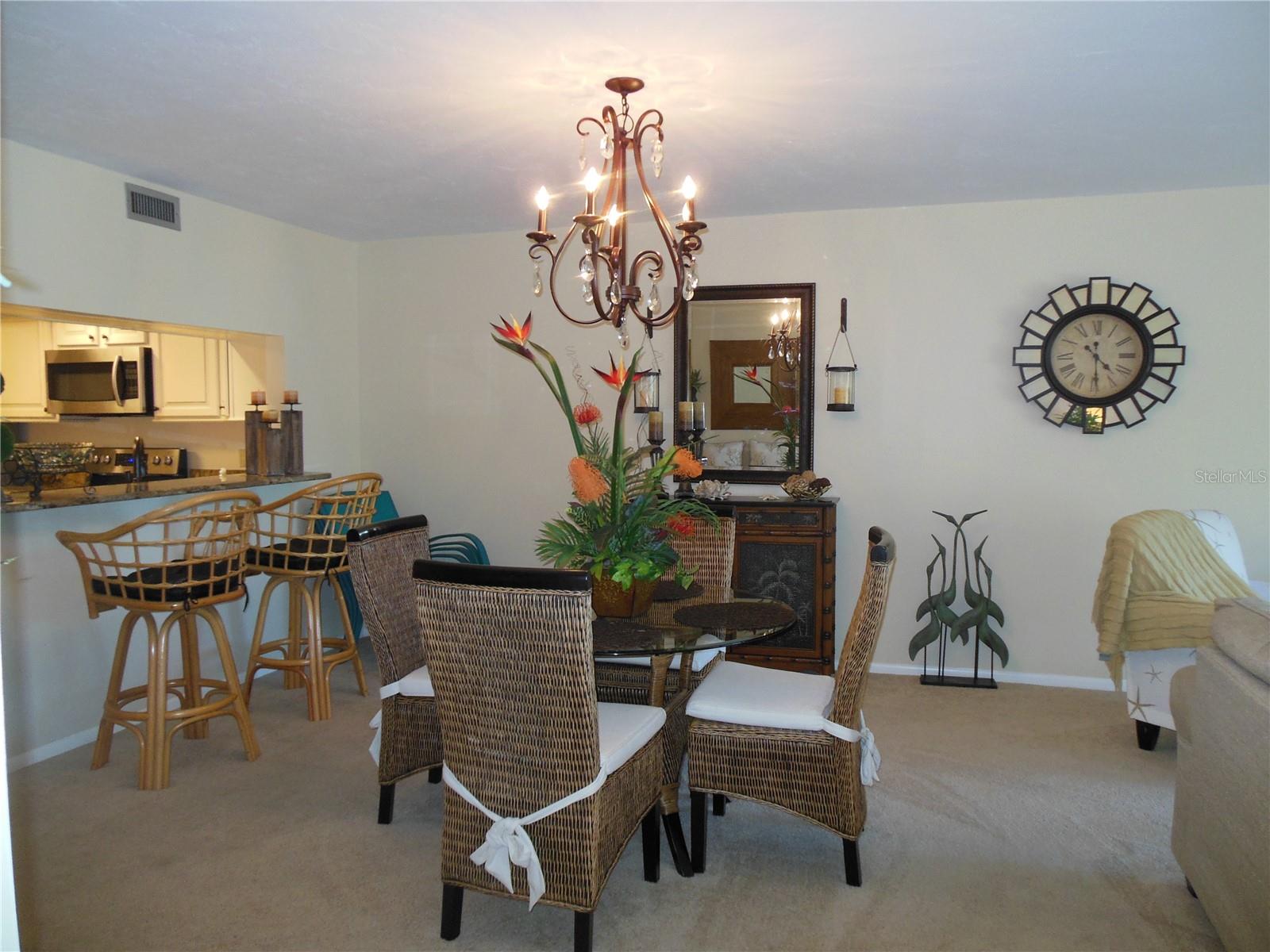Image 4 of 25 For 1000 Riverside Drive B103