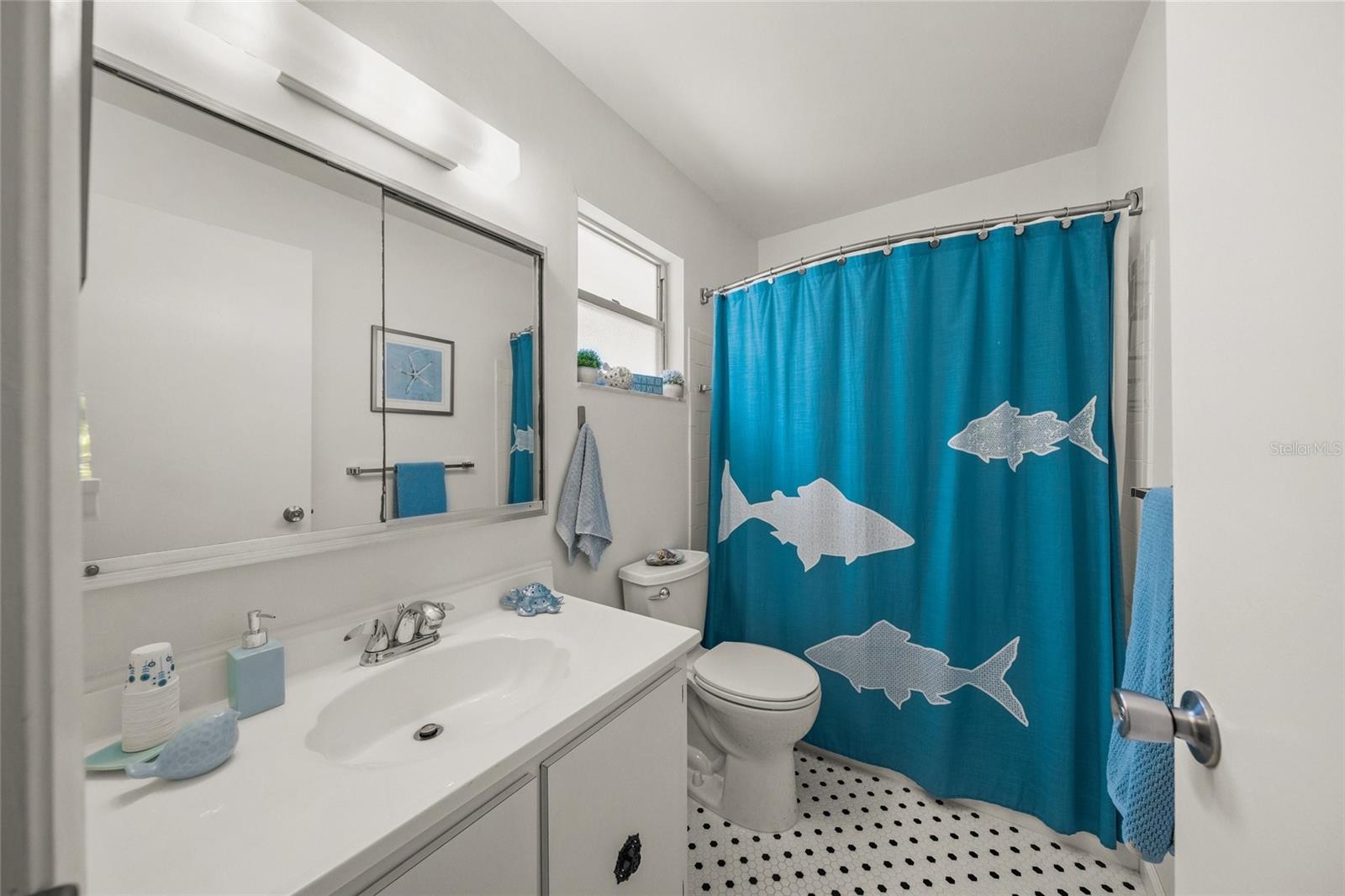 Image 20 of 57 For 3864 Blue Stone Way 68