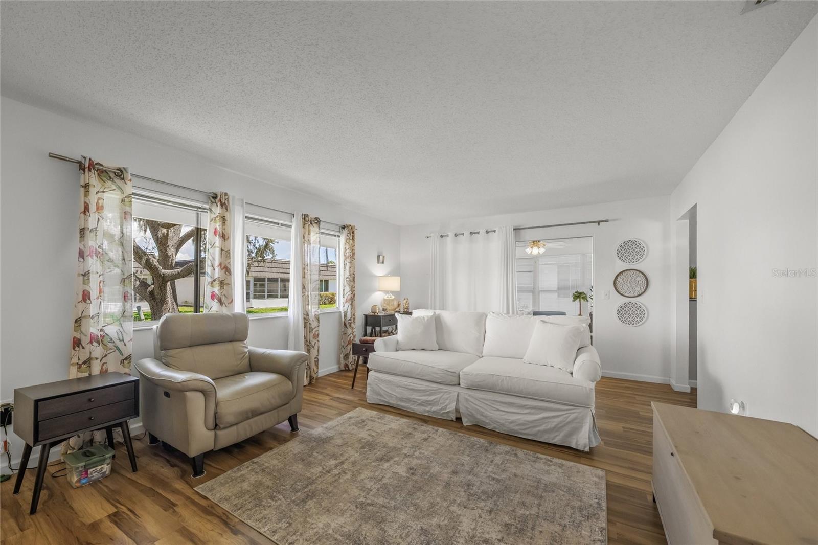 Image 3 of 57 For 3864 Blue Stone Way 68