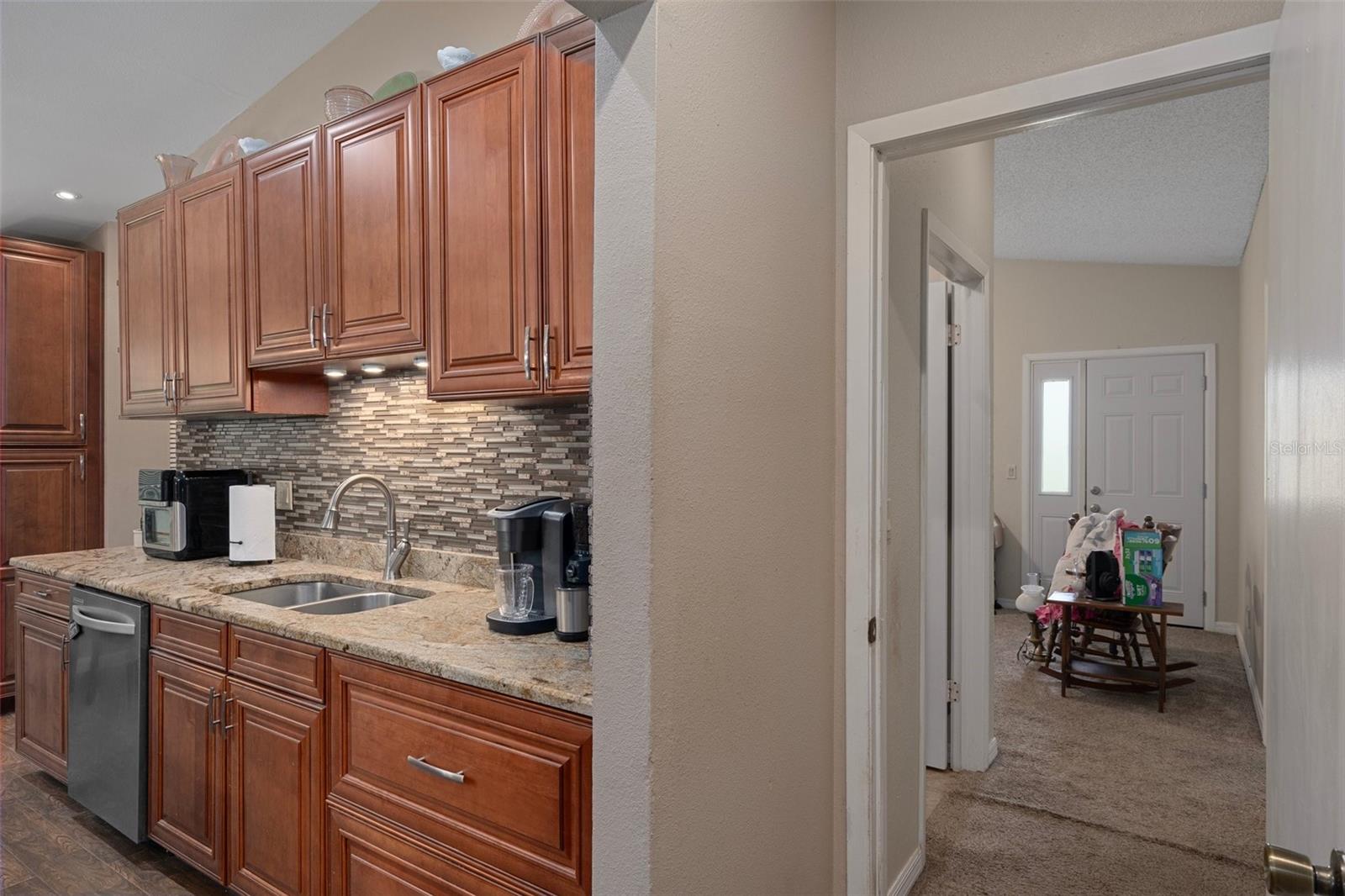 Listing photo id 20 for 16118 Wilson Boulevard
