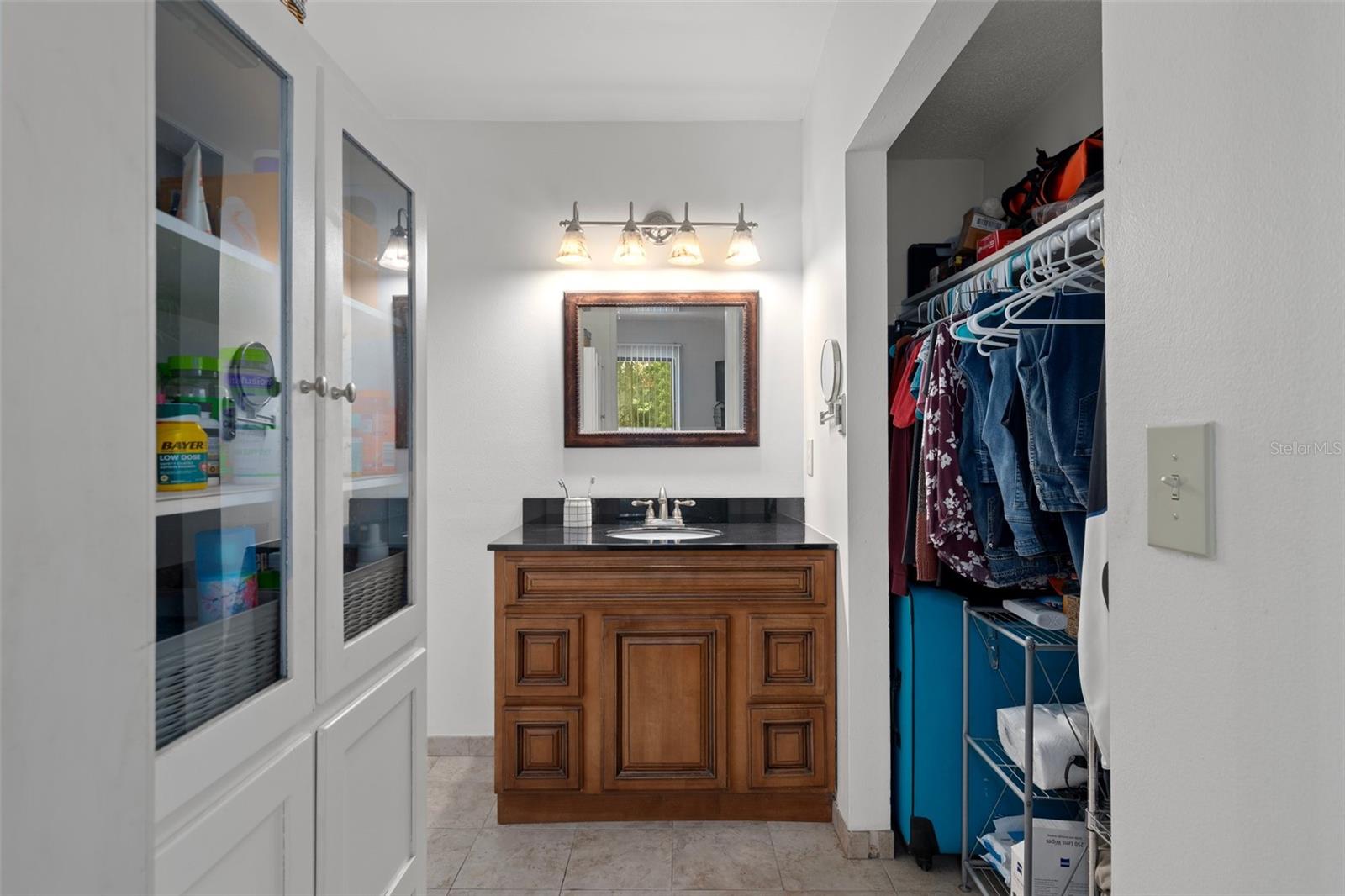 Listing photo id 23 for 16118 Wilson Boulevard