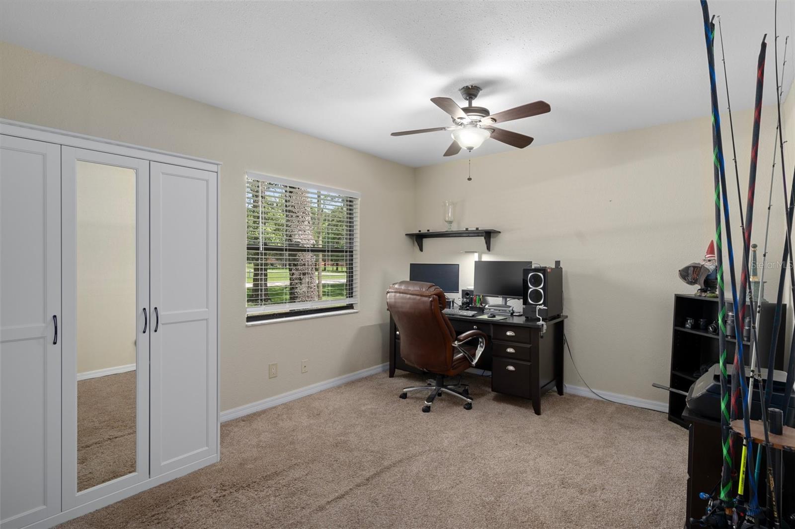 Listing photo id 33 for 16118 Wilson Boulevard