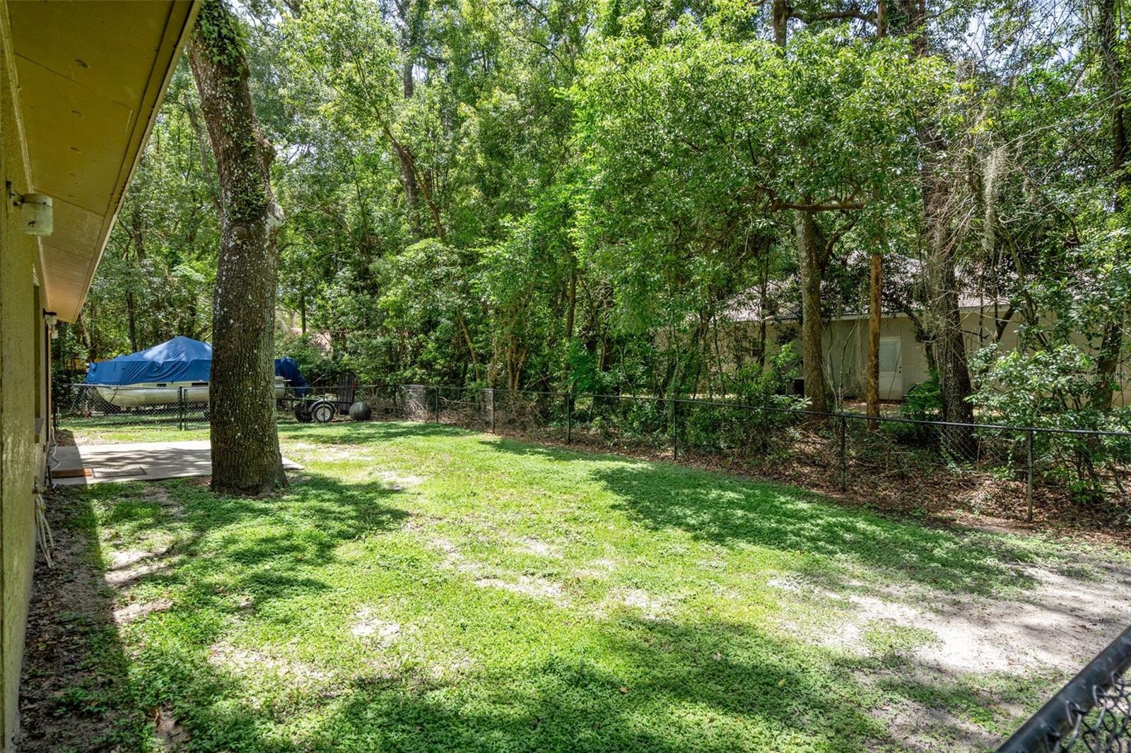 Image 42 of 43 For 16118 Wilson Boulevard