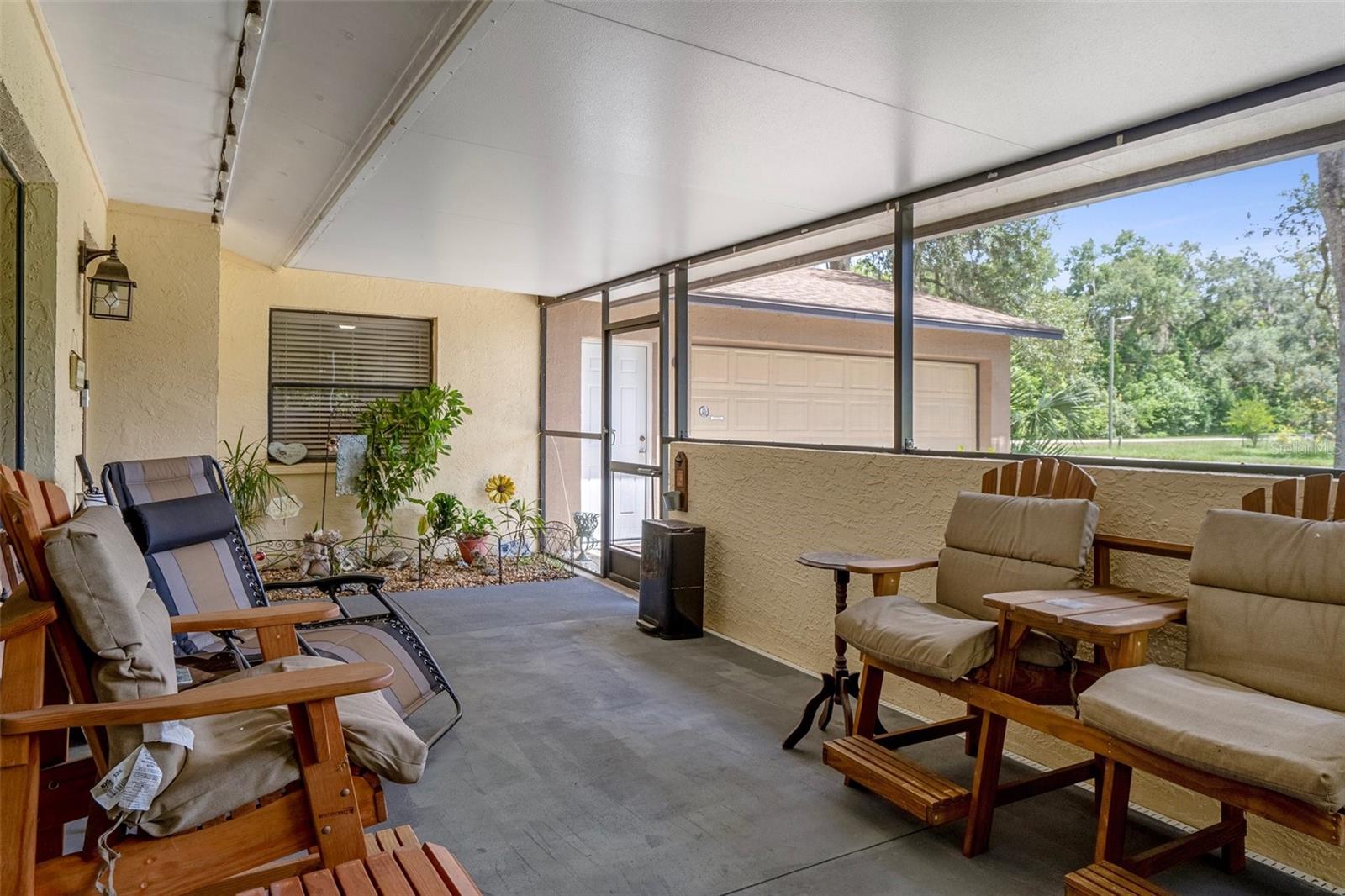 Listing photo id 7 for 16118 Wilson Boulevard