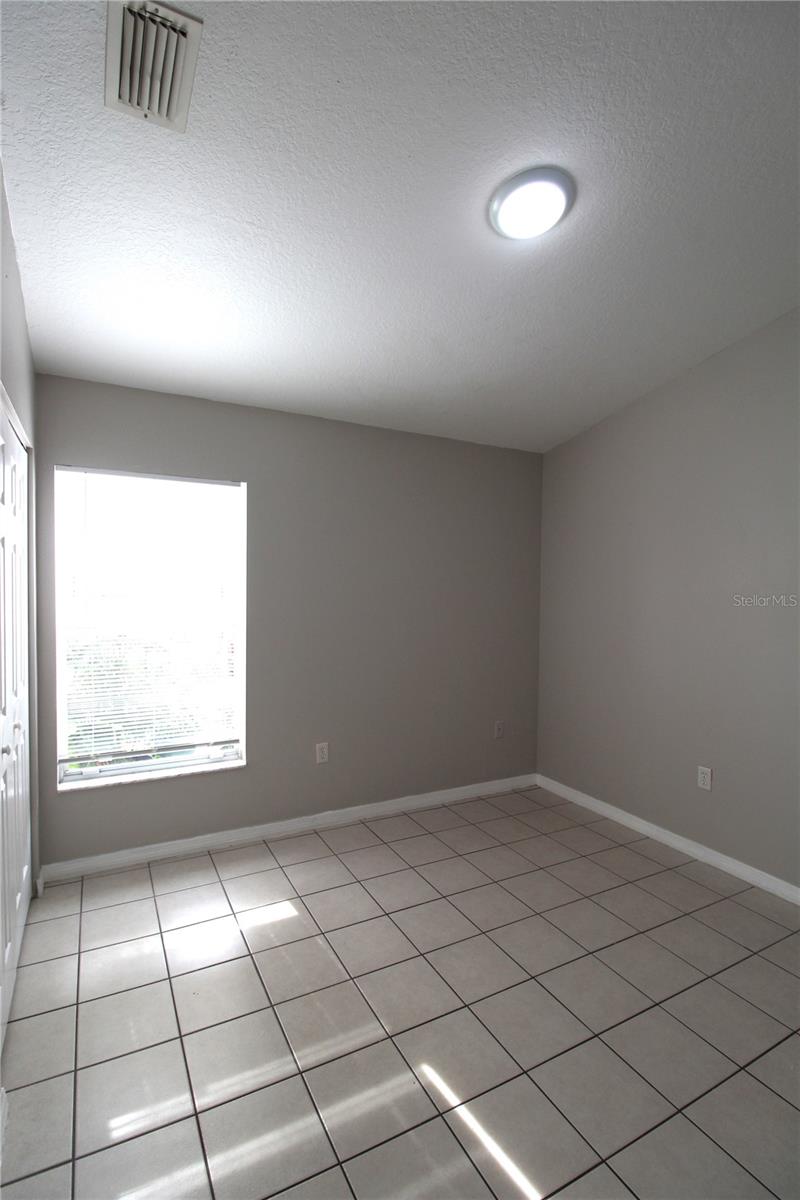 Image 8 of 10 For 864 Hand Avenue