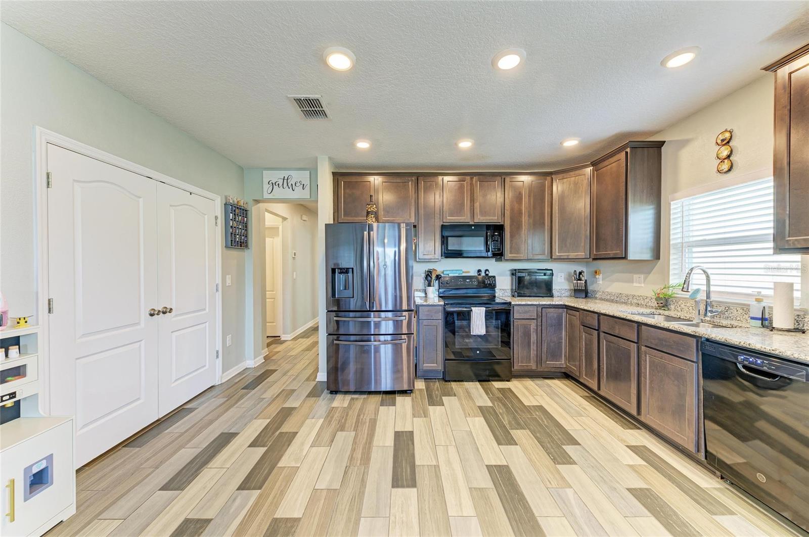 Image 8 of 50 For 5134 Brickwood Rise Drive