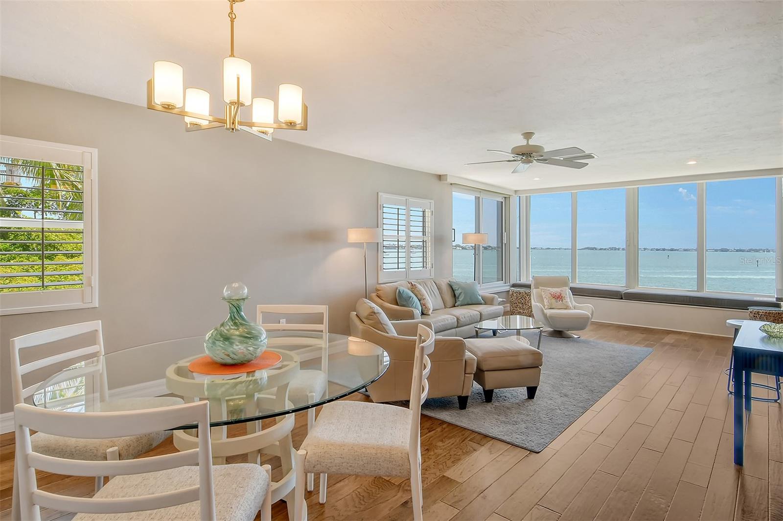 Image 7 of 39 For 400 Golden Gate Point 31