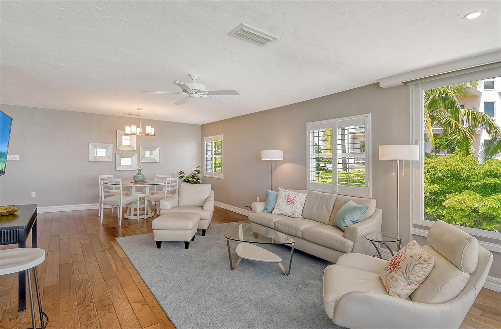 Image 9 of 39 For 400 Golden Gate Point 31