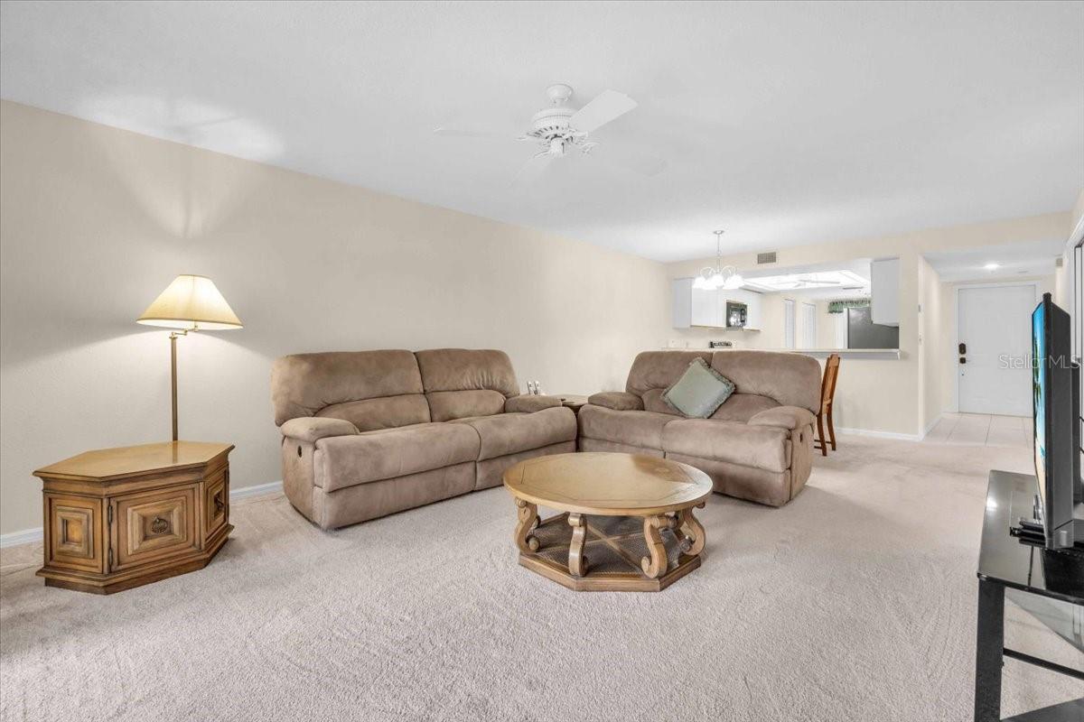Image 17 of 55 For 6713 Stone River Road 101