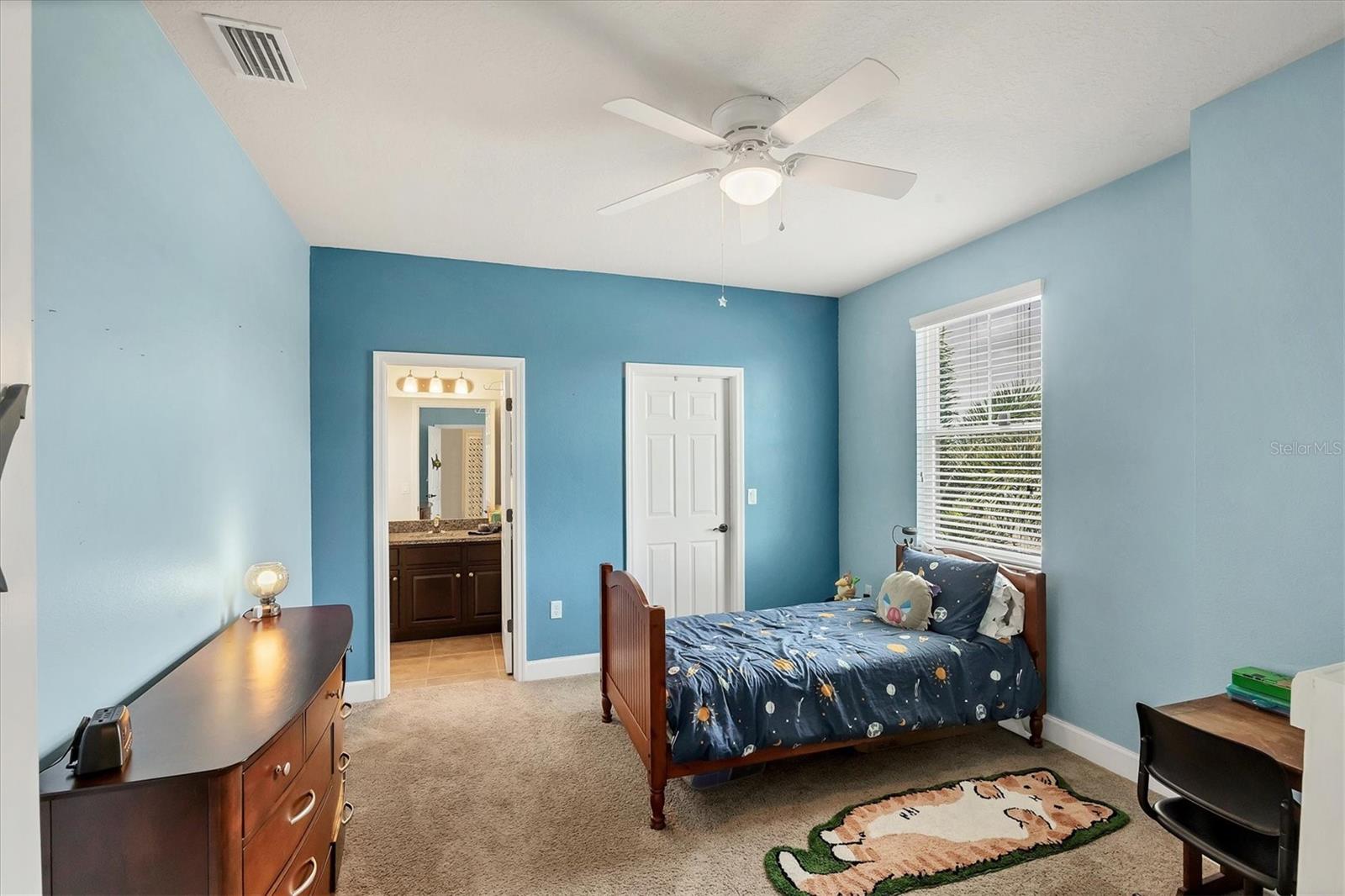 Image 17 of 33 For 7536 Aguila Drive
