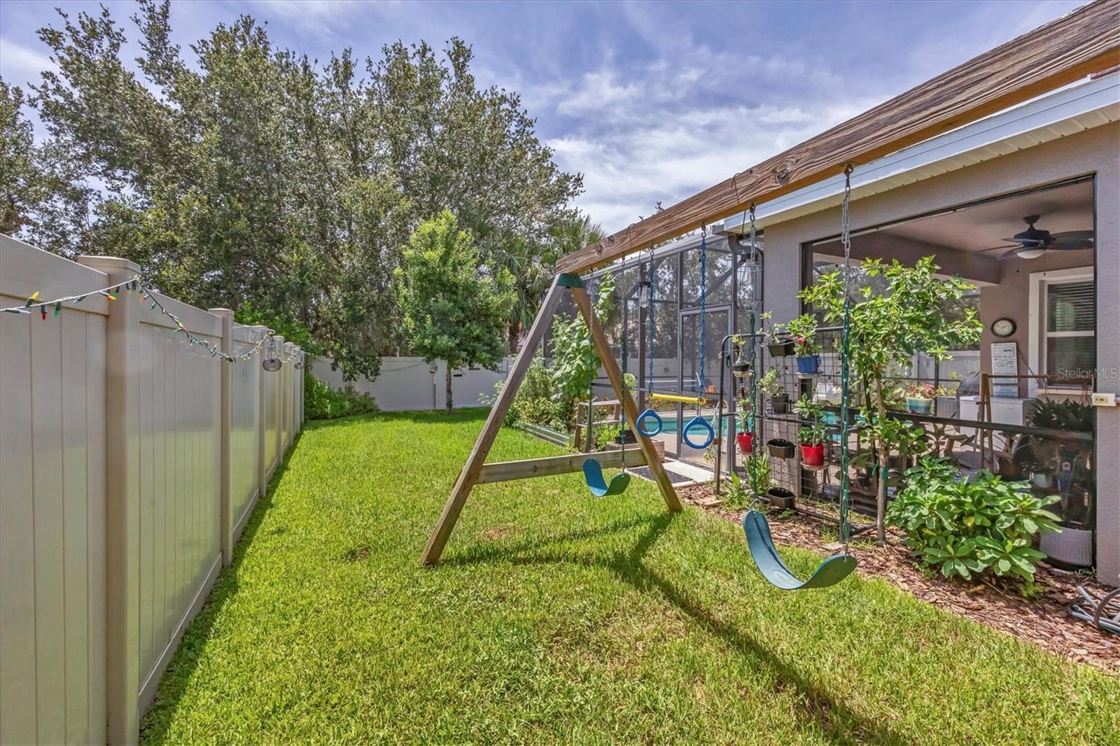 Image 31 of 33 For 7536 Aguila Drive