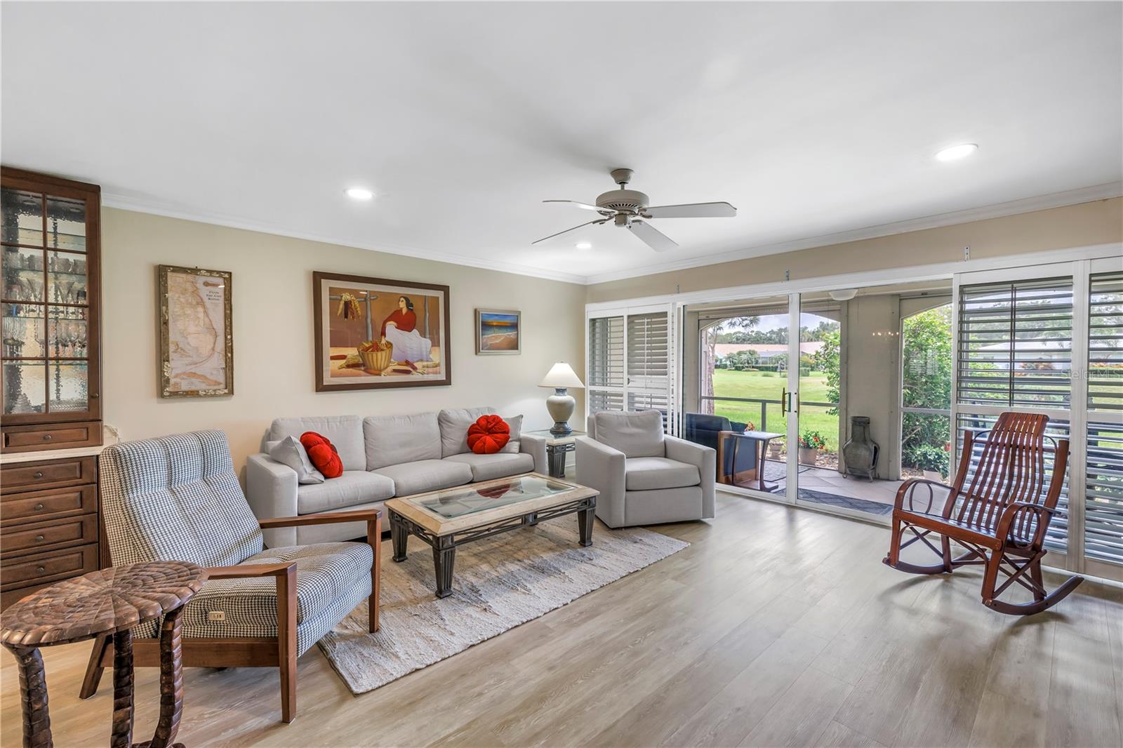 Image 18 of 43 For 5406 Chanteclaire  91