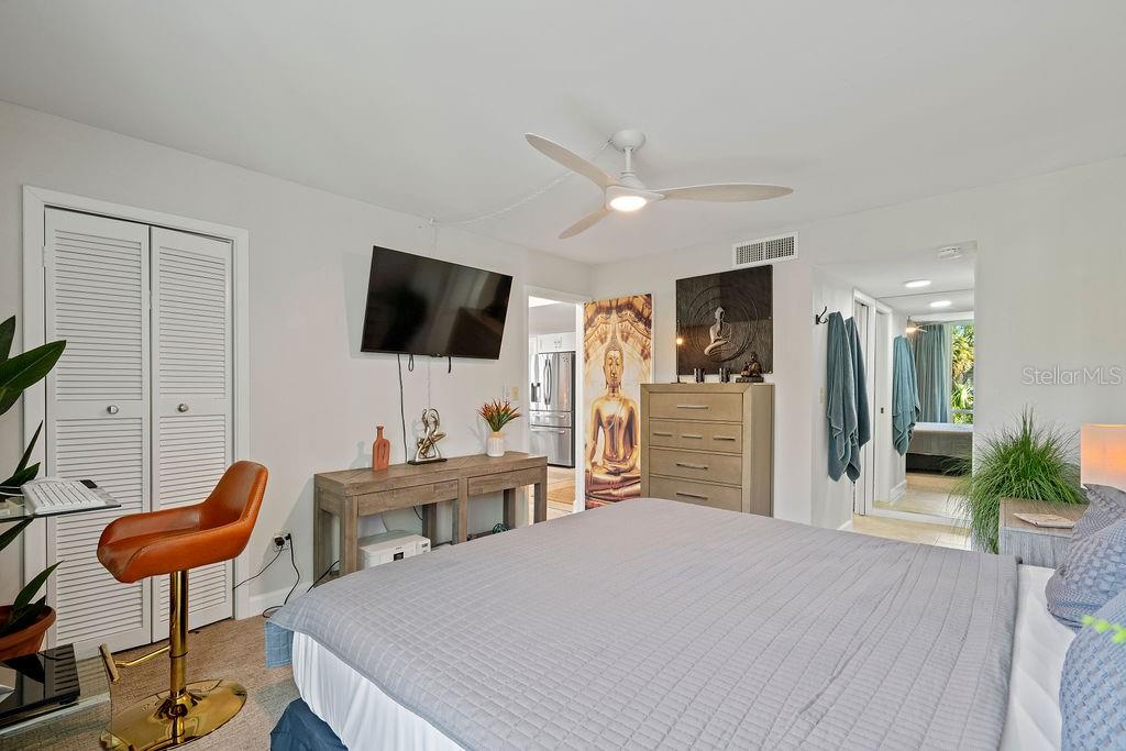 Image 30 of 64 For 80 Rogers Street 2b