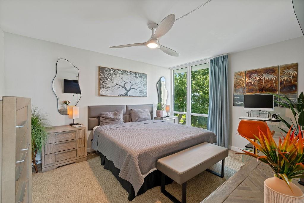 Image 31 of 64 For 80 Rogers Street 2b