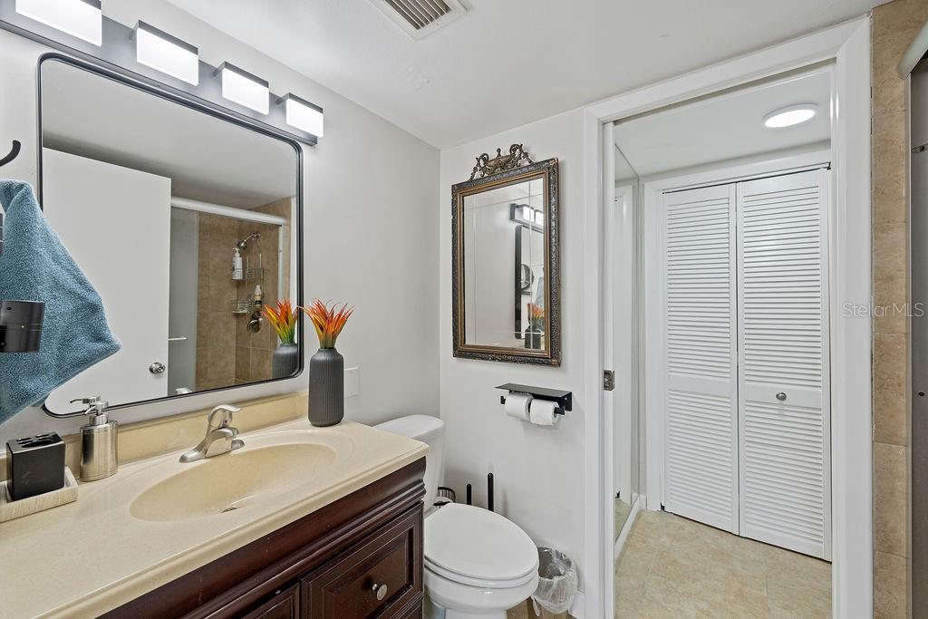 Image 34 of 64 For 80 Rogers Street 2b