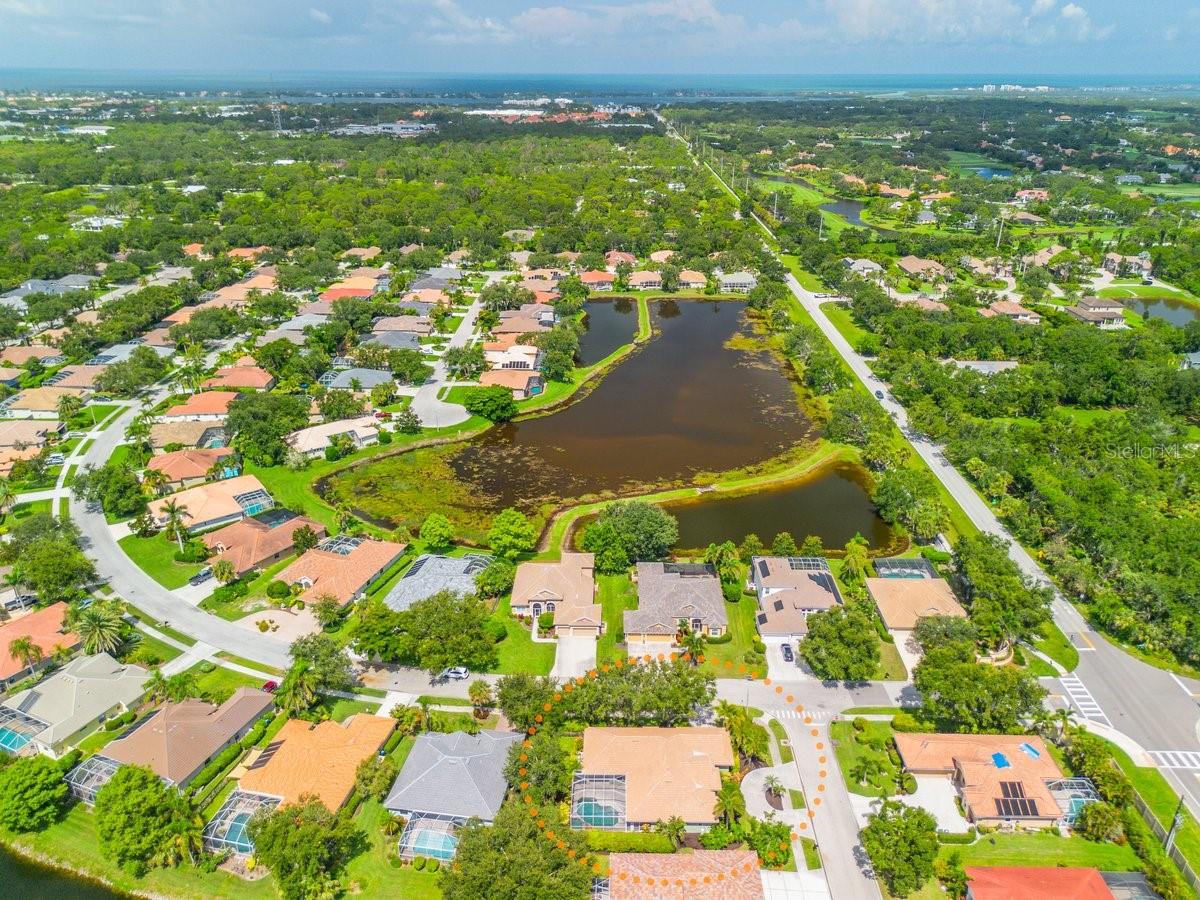 Image 11 of 69 For 471 Park Trace Boulevard