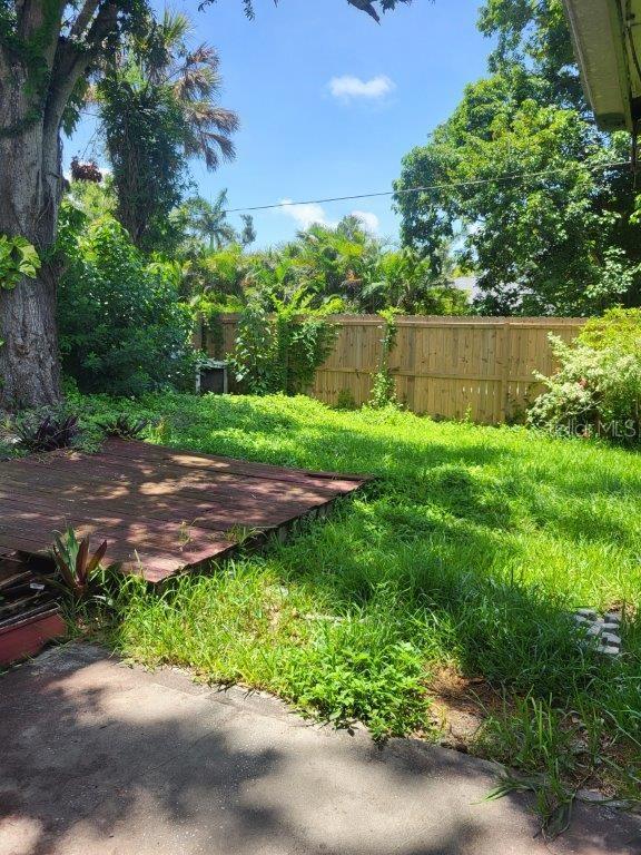 Image 13 of 23 For 2532 Grand Cayman Street