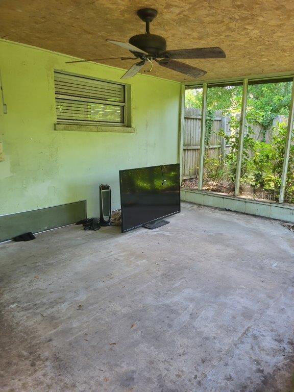Image 15 of 23 For 2532 Grand Cayman Street