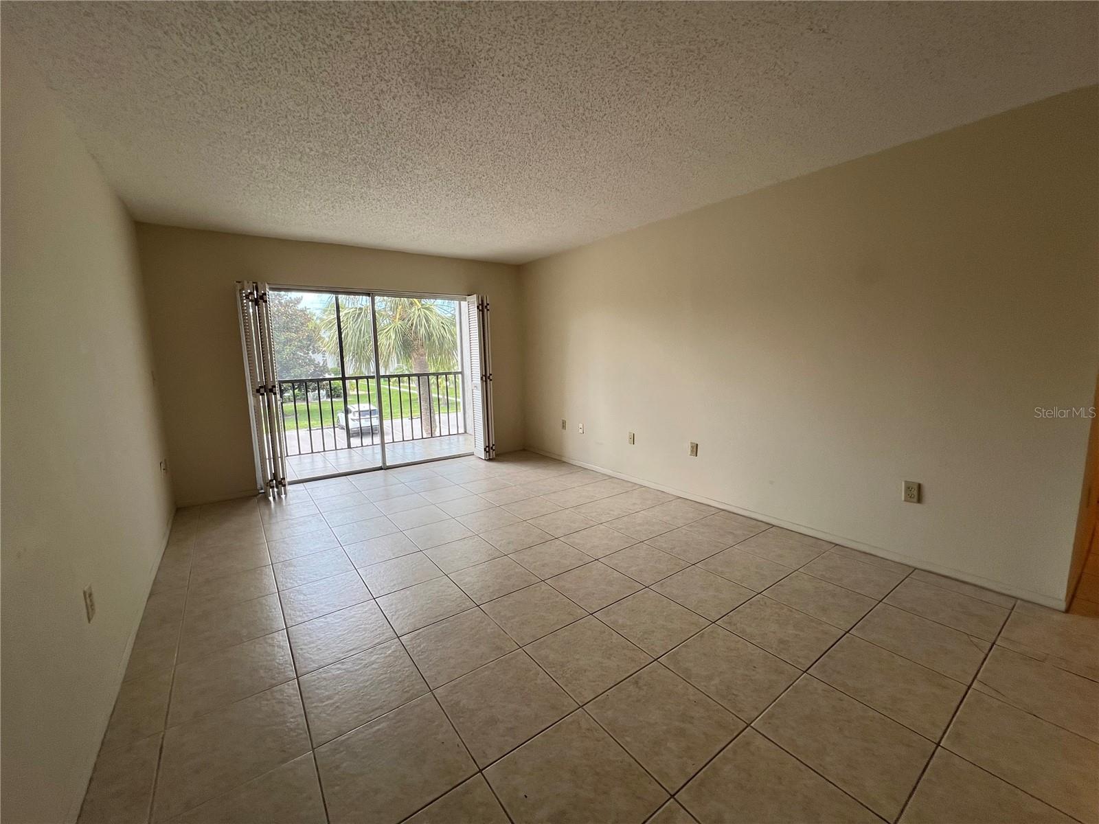 Image 2 of 19 For 3231 Beneva Road 202