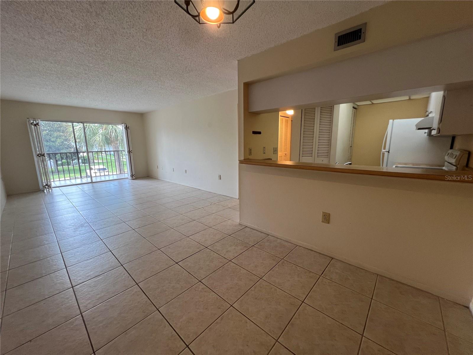 Image 3 of 19 For 3231 Beneva Road 202